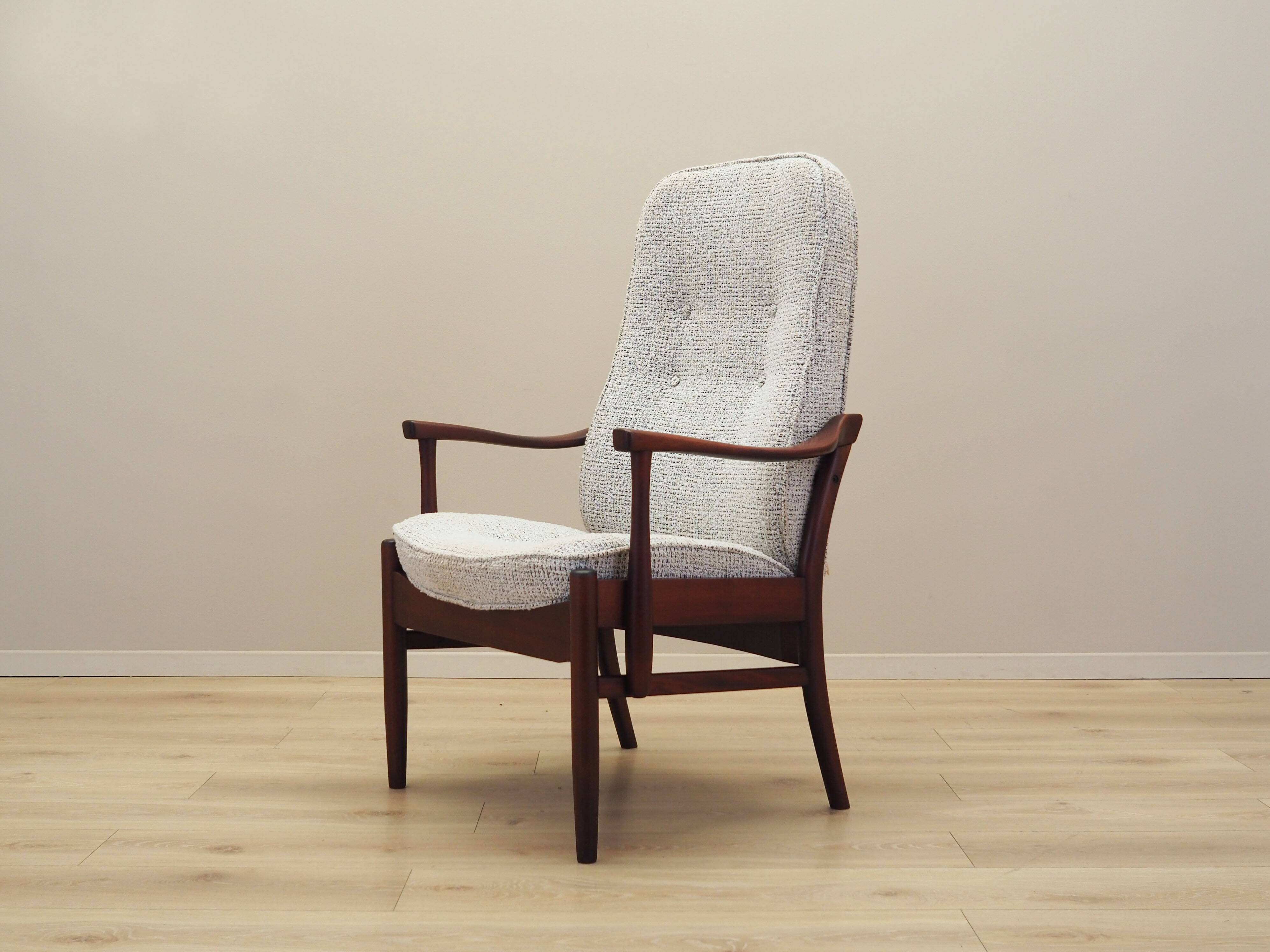 Fauteuil en hêtre, design danois, années 1970, fabrication : Farstrup Møbler