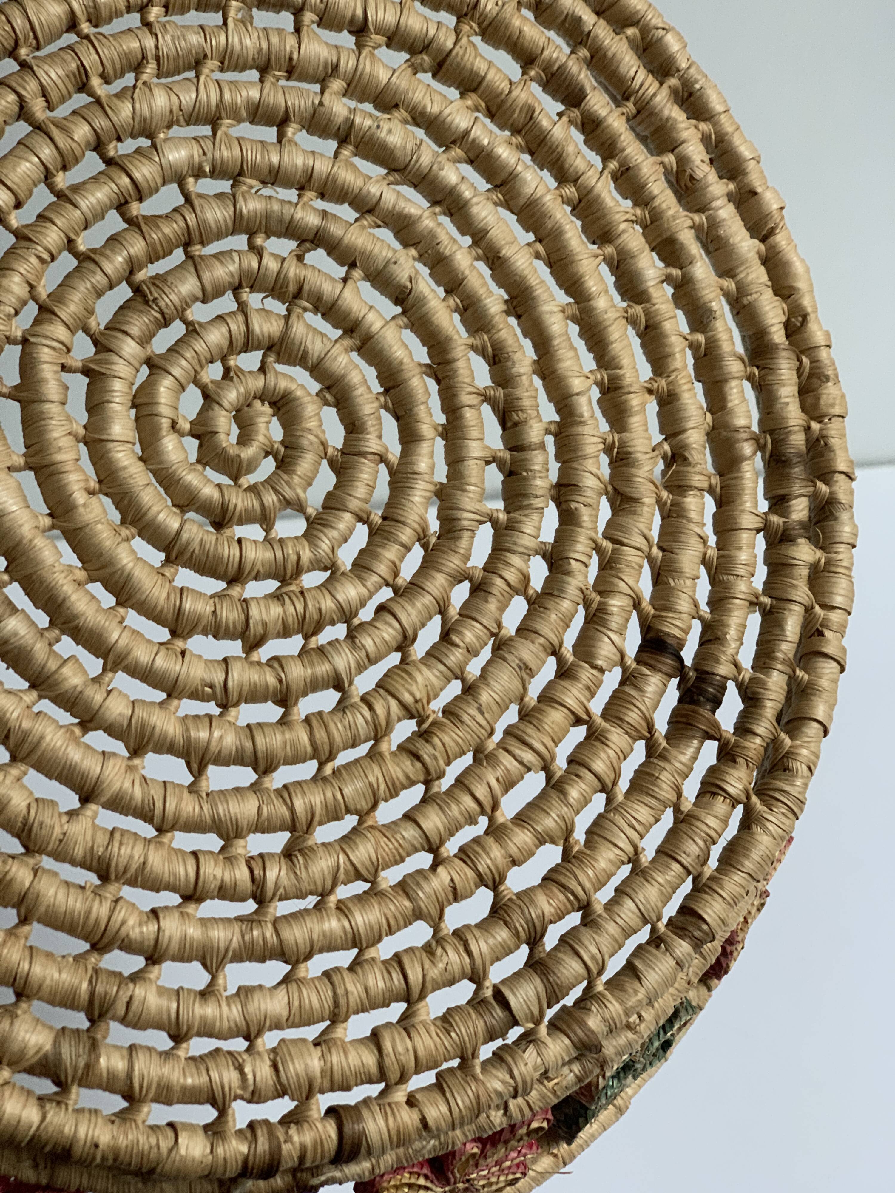 Raffia basket