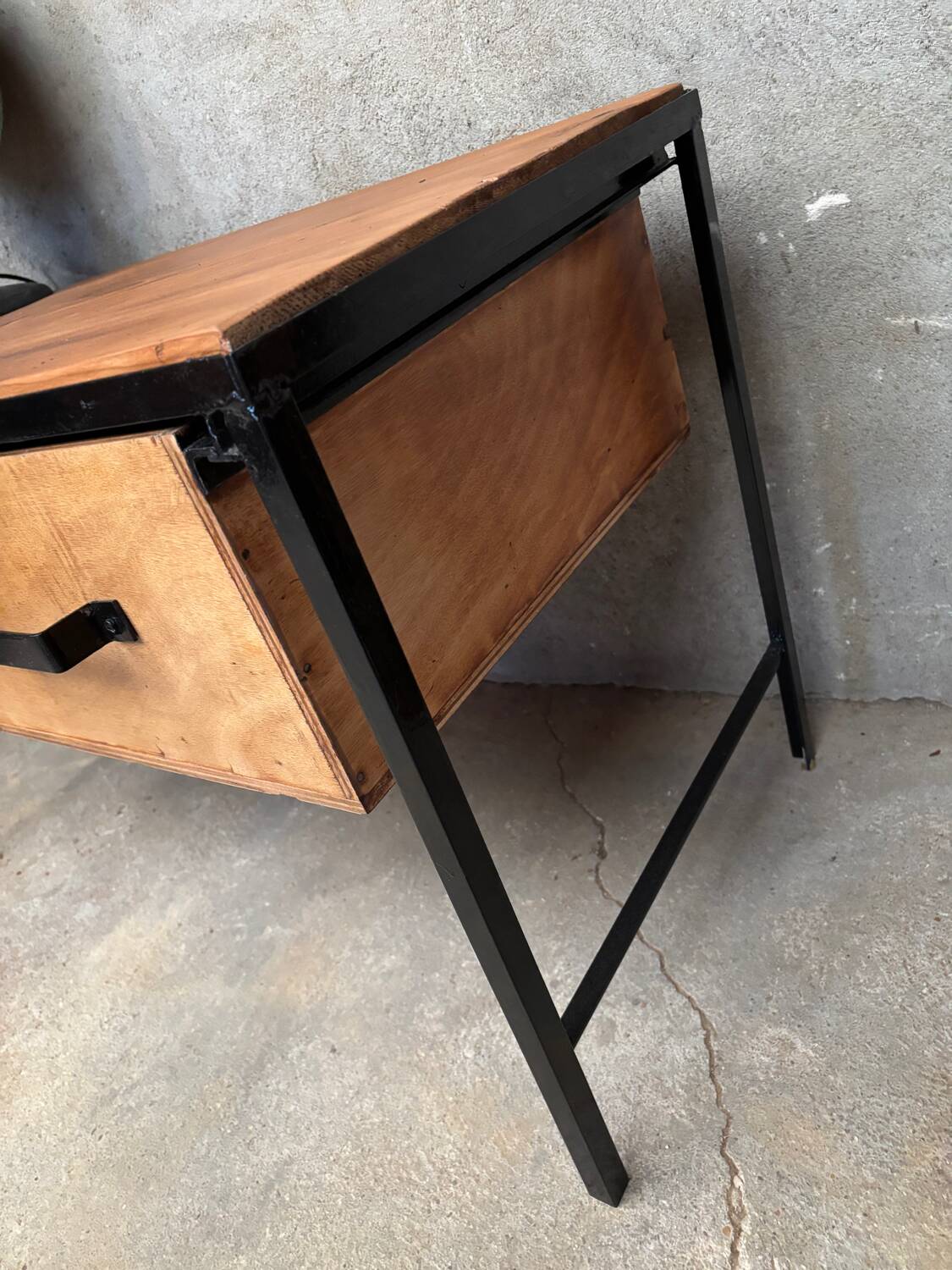 Industrial coffee table / console
