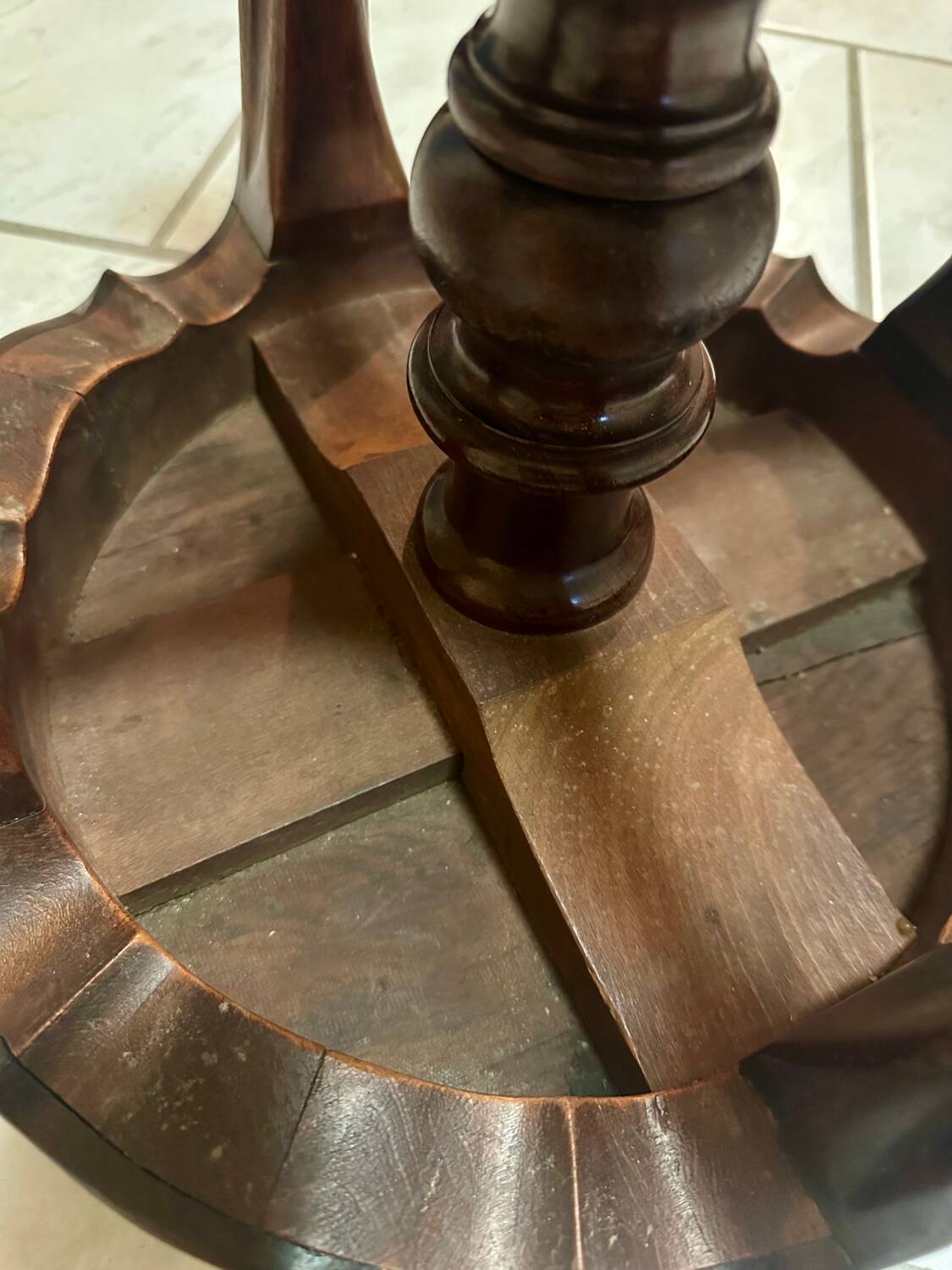 Antique Napoleon III adjustable piano stool and canvas