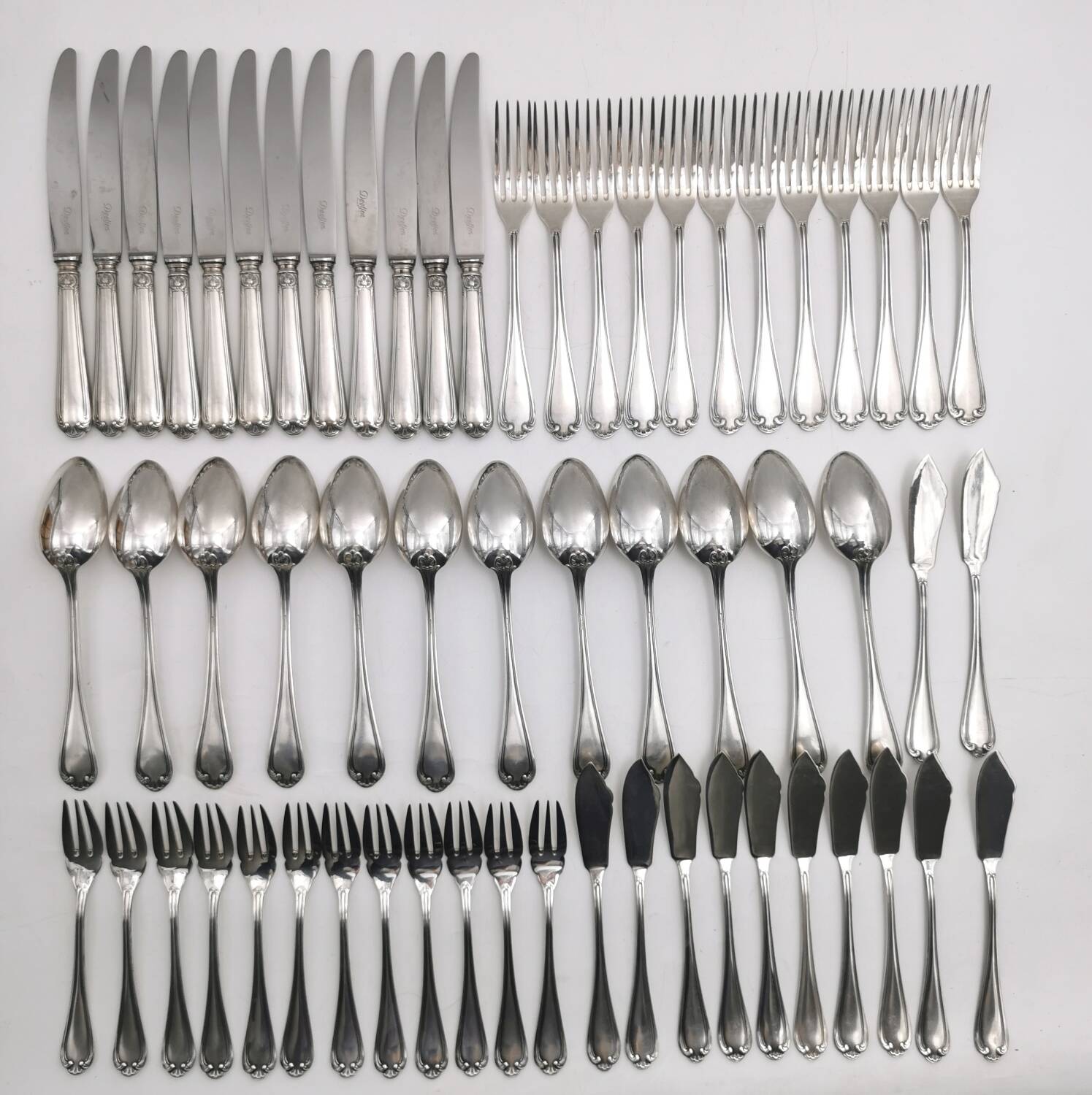 Deetjen 109 Piece Silverware Set Silver Metal Cutlery Set for 12 People