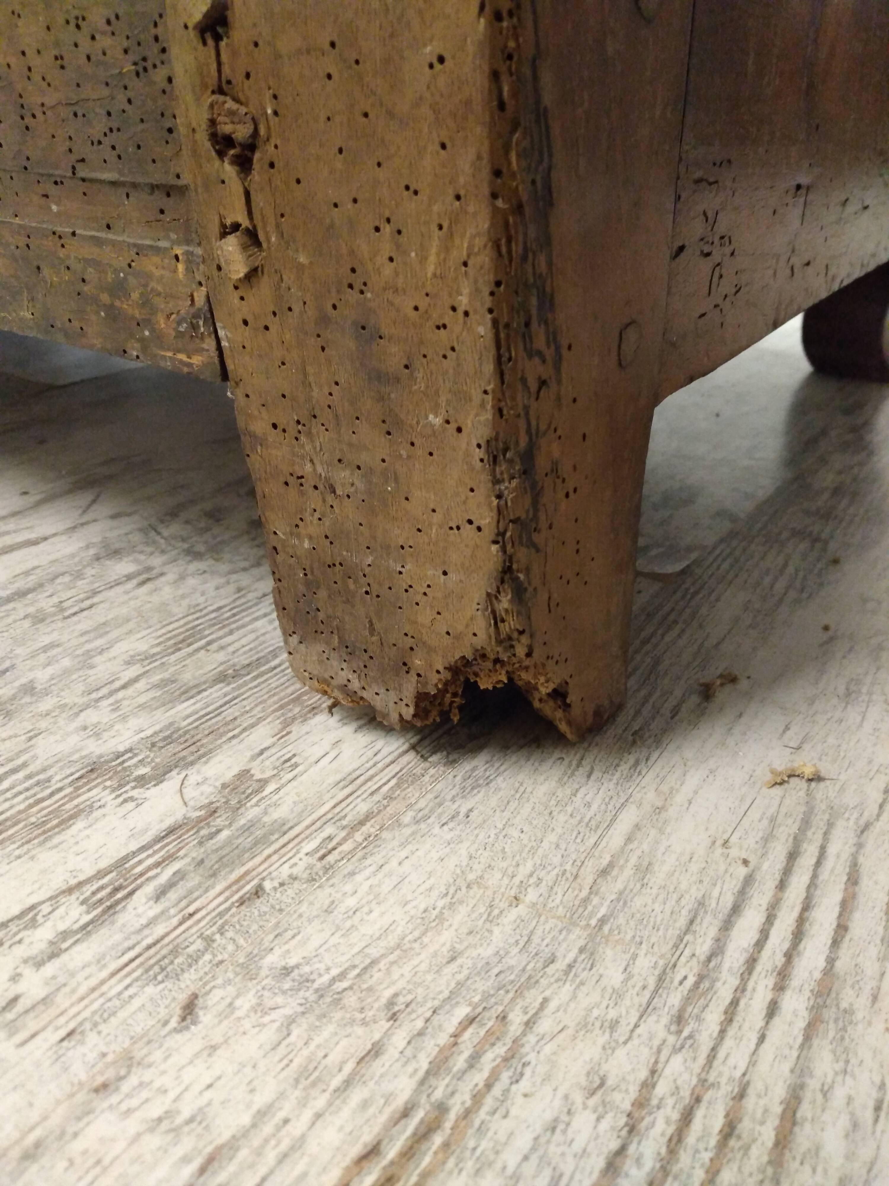 Buffet bas avec marbre