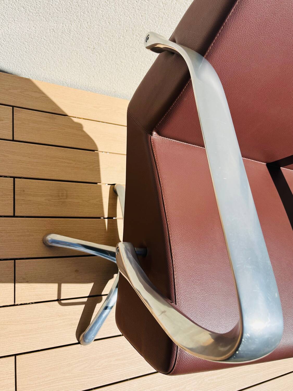 Barber & hairdresser chair