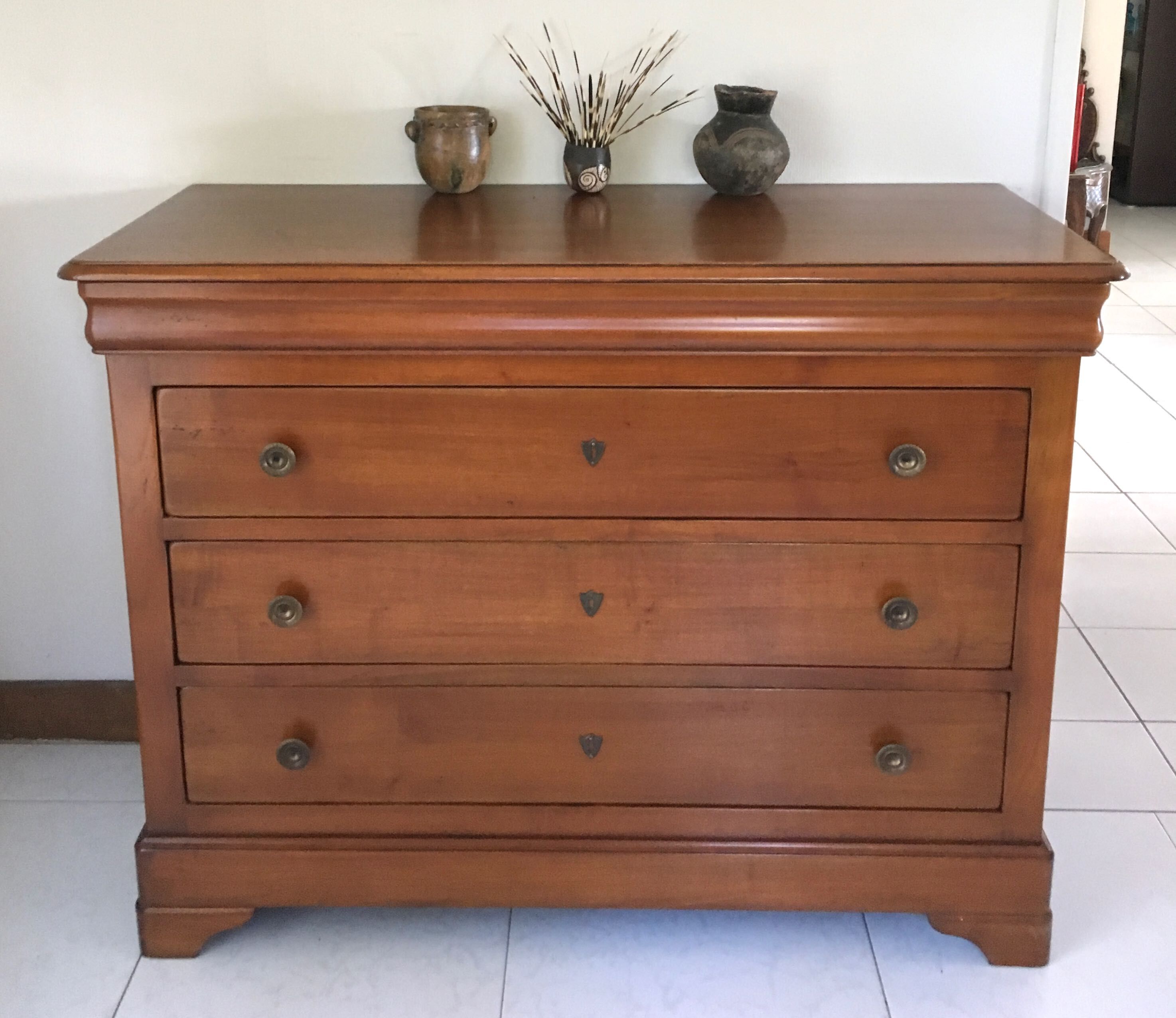 Cherry chest of drawers 4 drawers