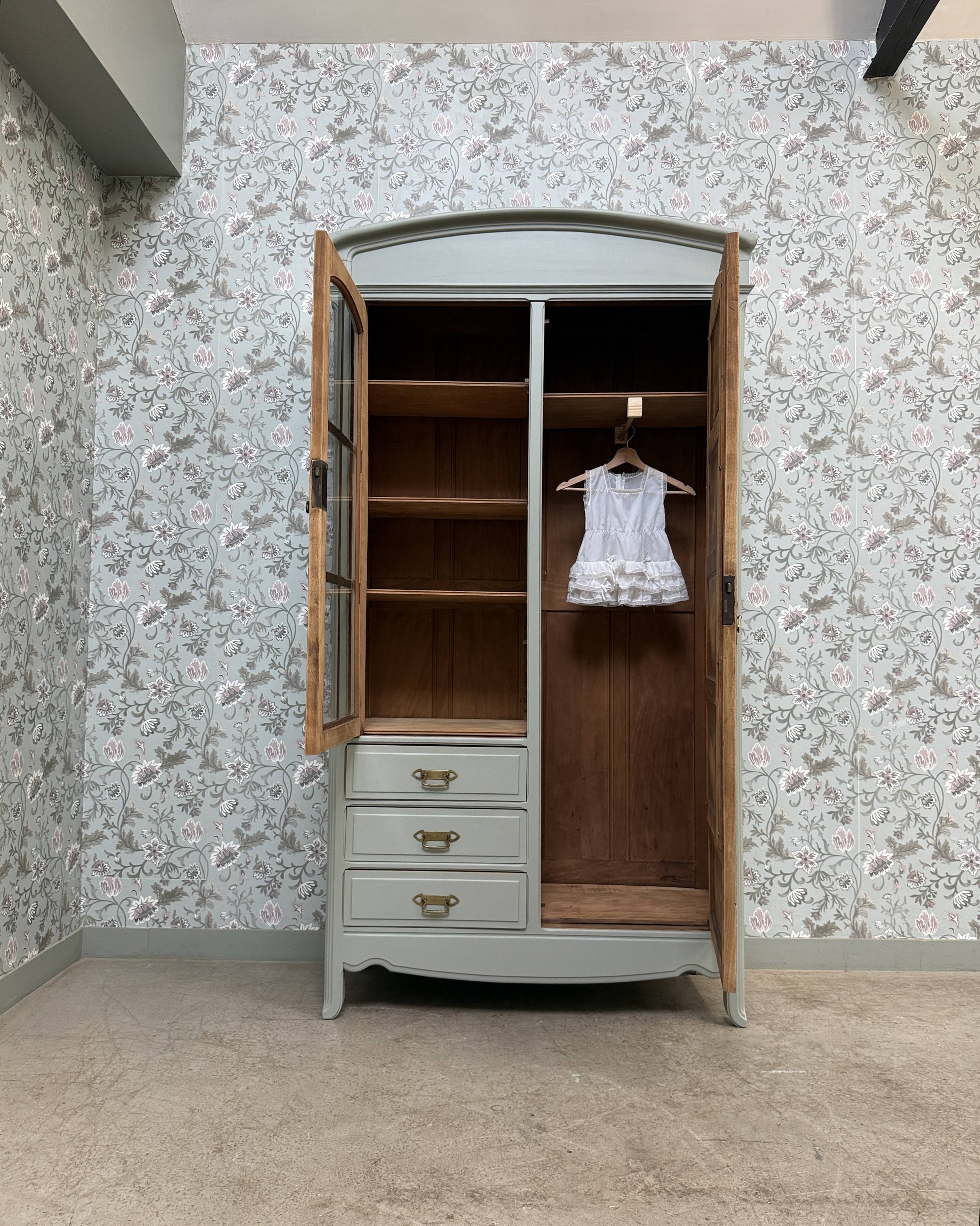Large Art Nouveau wardrobe (renovated)