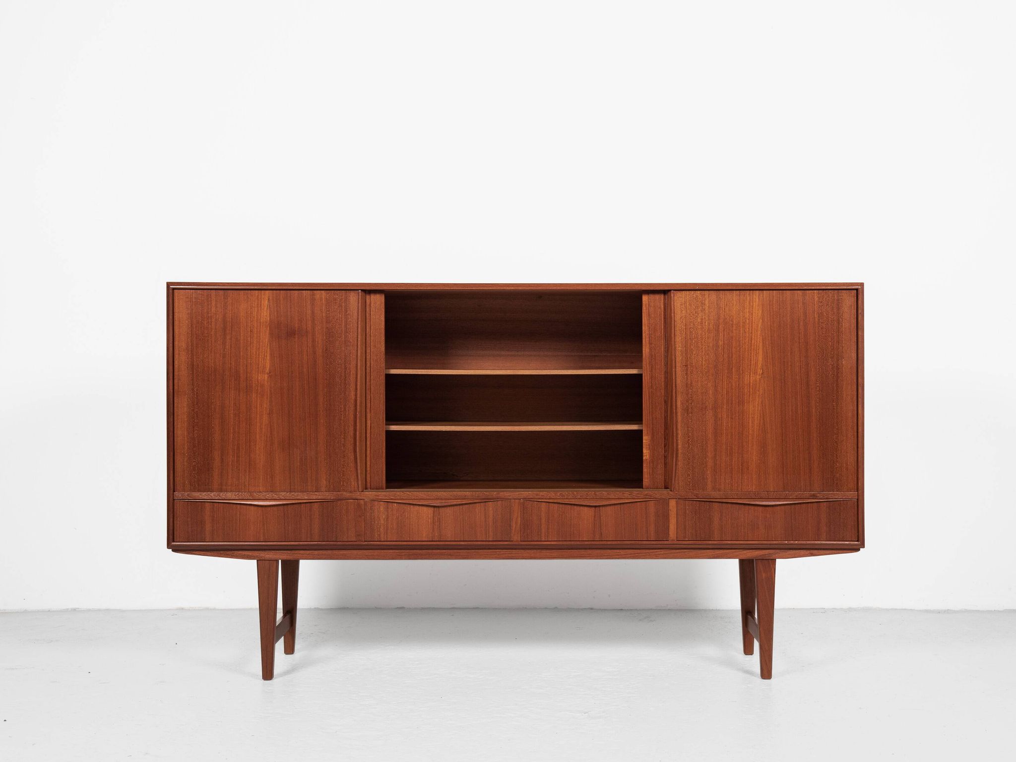 Midcentury Danish highboard in teak by E.W. Bach for Sejling Skabe 1960s - with 4 doors & 4 drawers