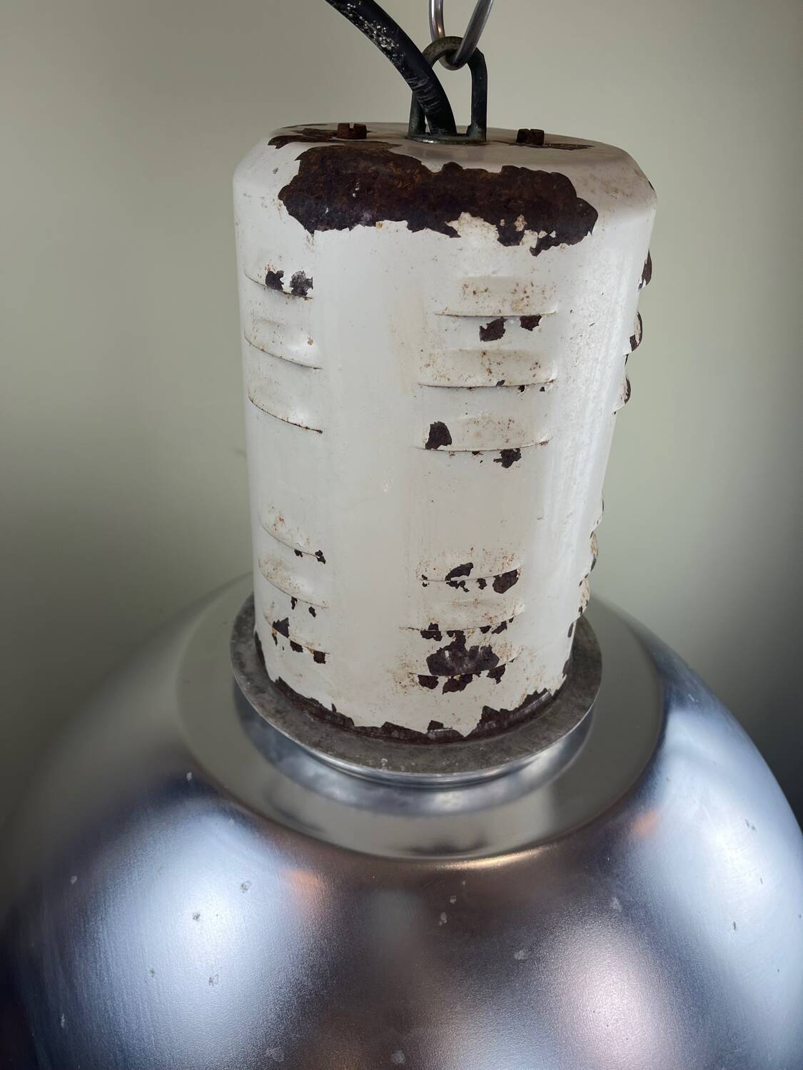 Rare industrial suspension Osram HQL – large aluminium reflector 53