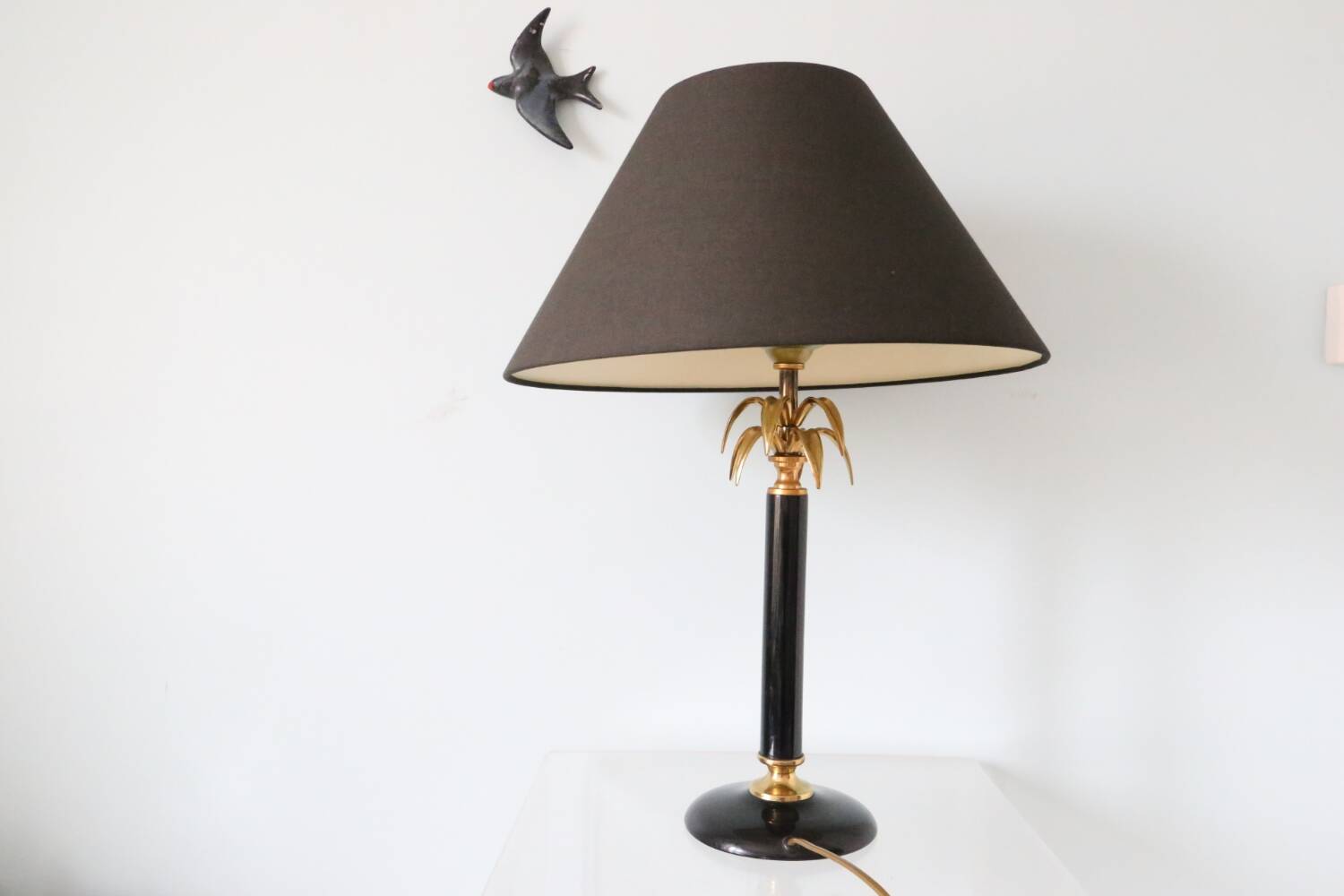 Pineapple lamp, Le Dauphin house, Koufra model