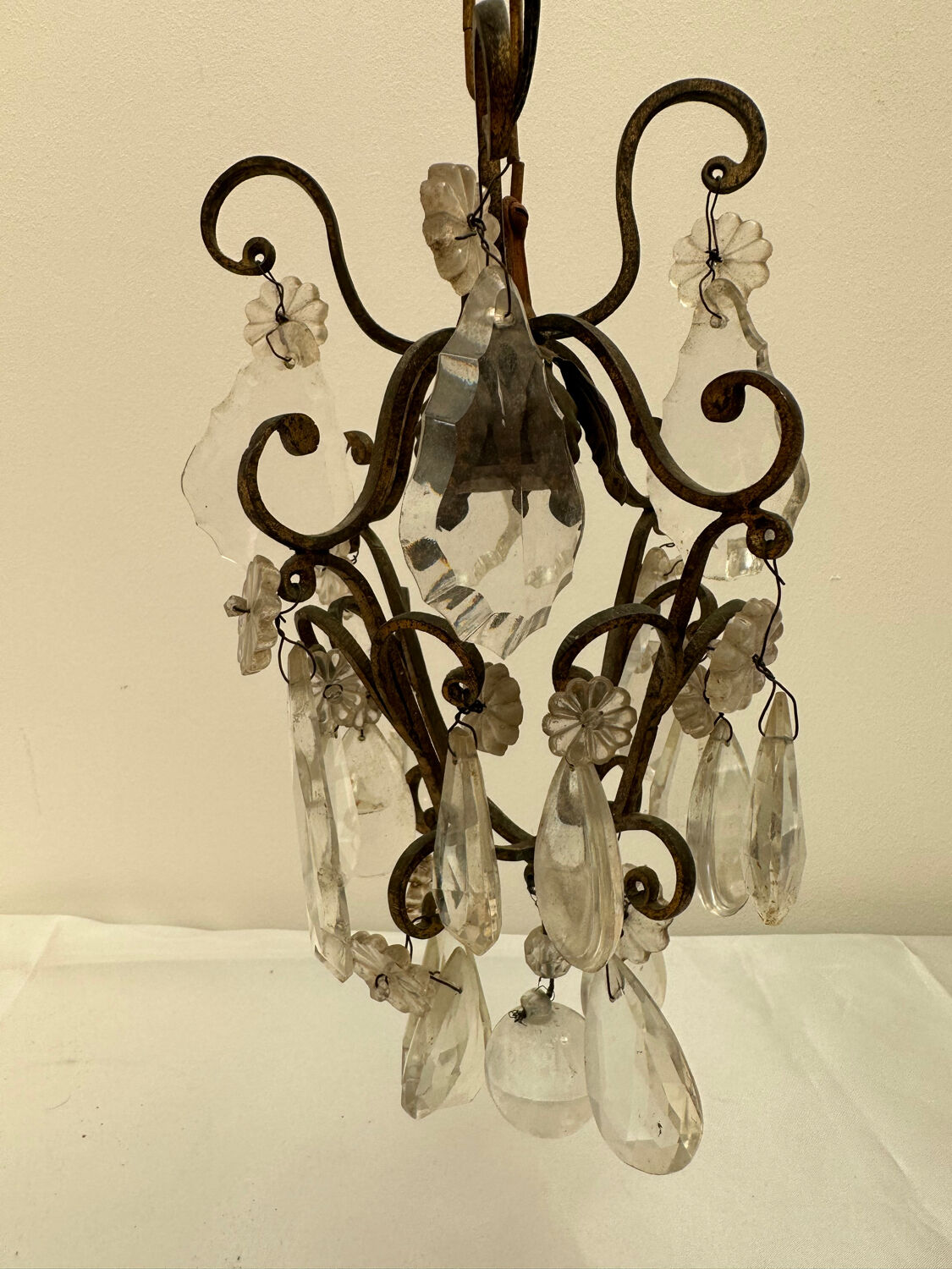 Chandelier in Pampilles Louis XV style