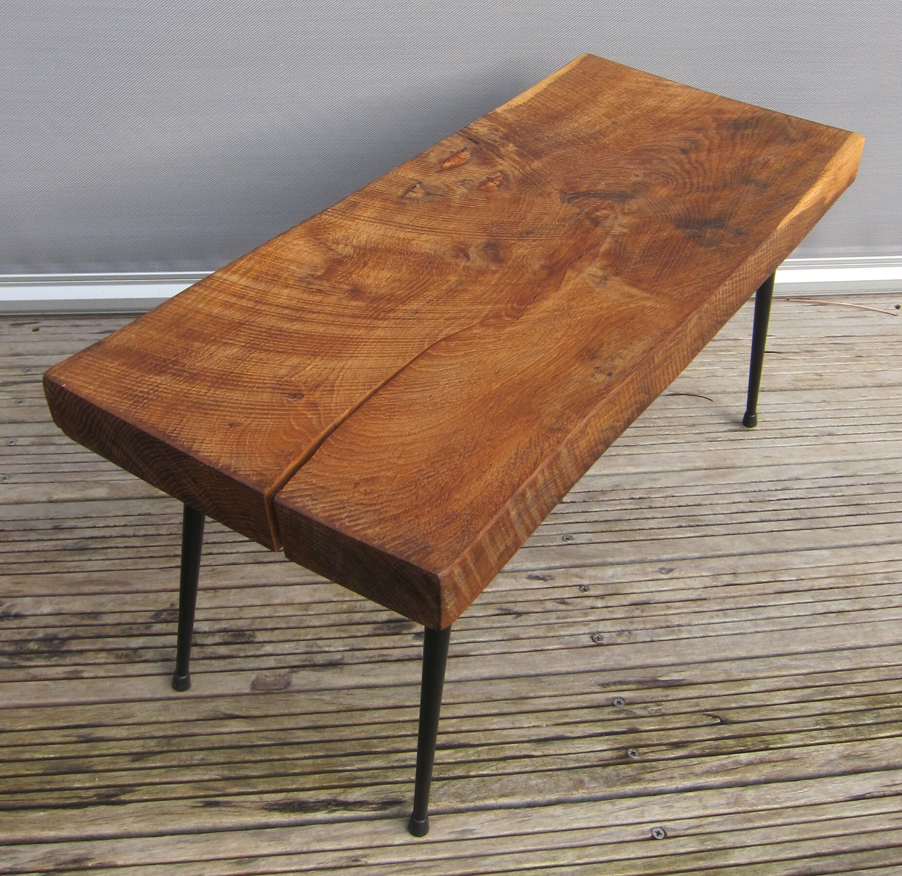 Table low raw design