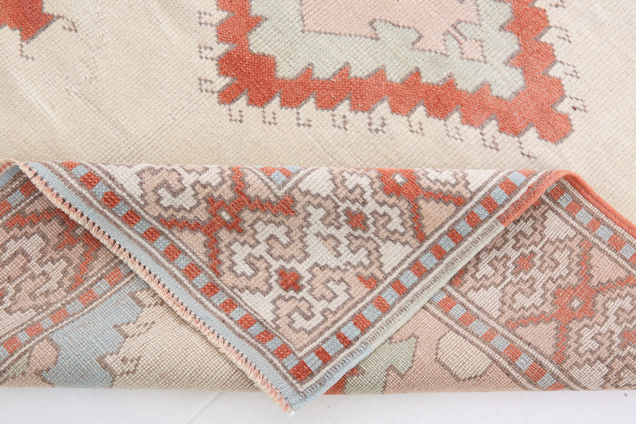 4x6 blue and beige handmade oushak rug