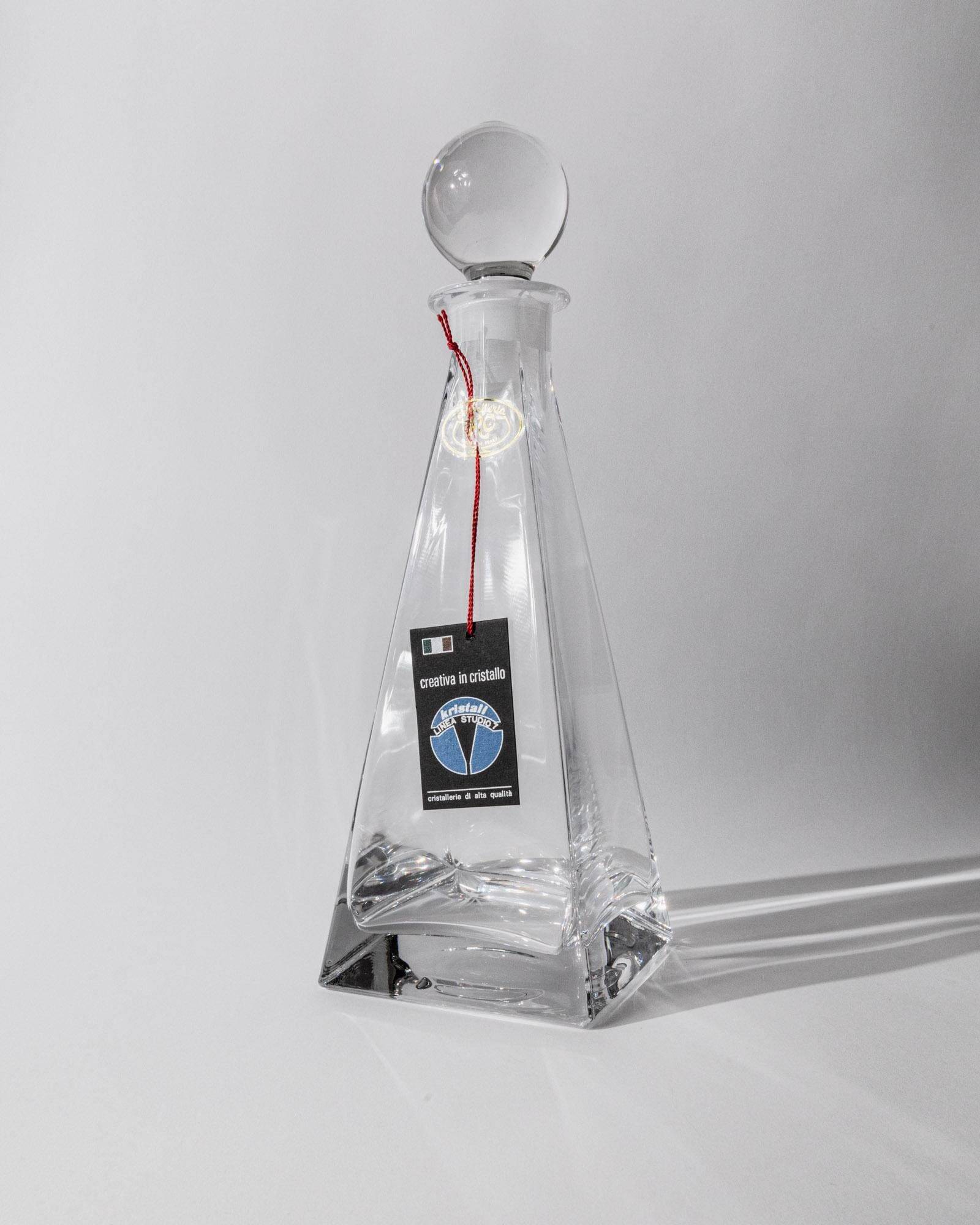 Vintage Murano glass decanter from the 1980s, transparent crystal pyramid with a spherical stopper, Linea 7.
