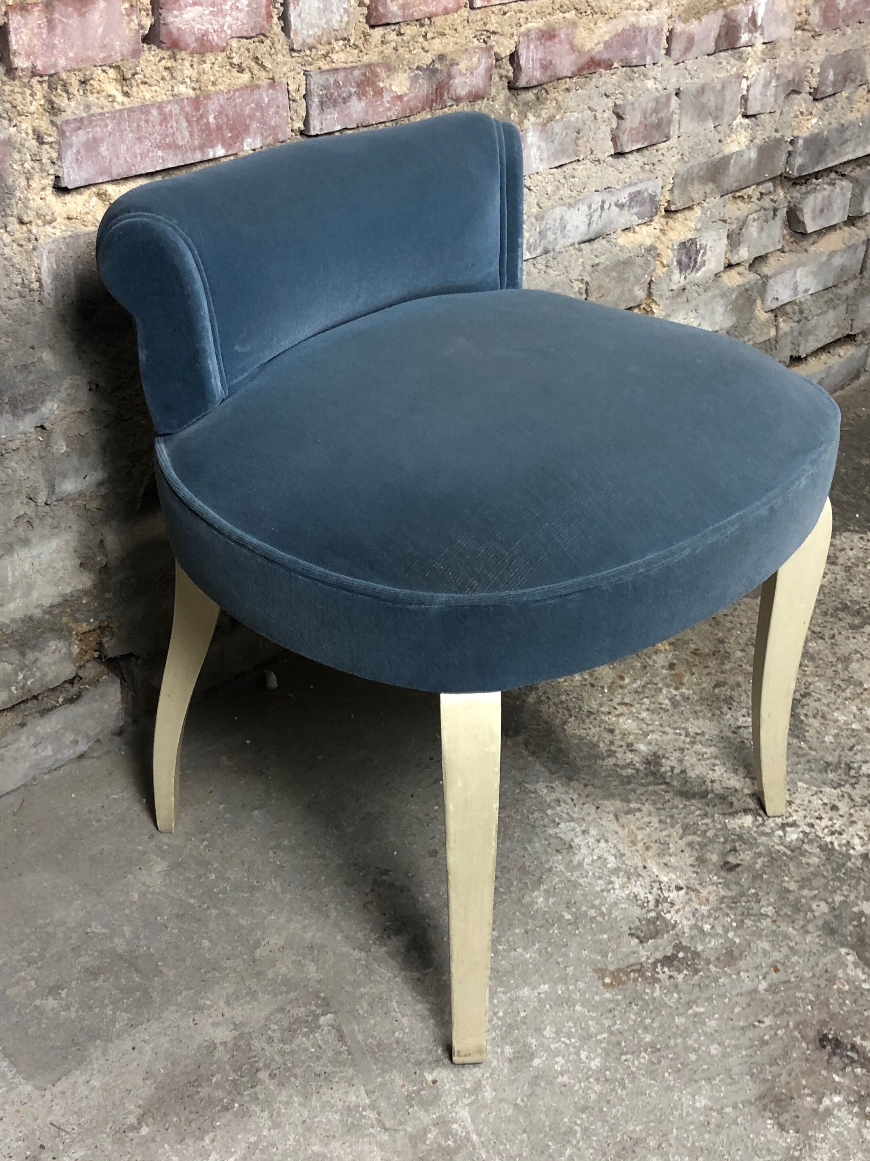1930 blue velvet hairdresser chair and curved wooden feet