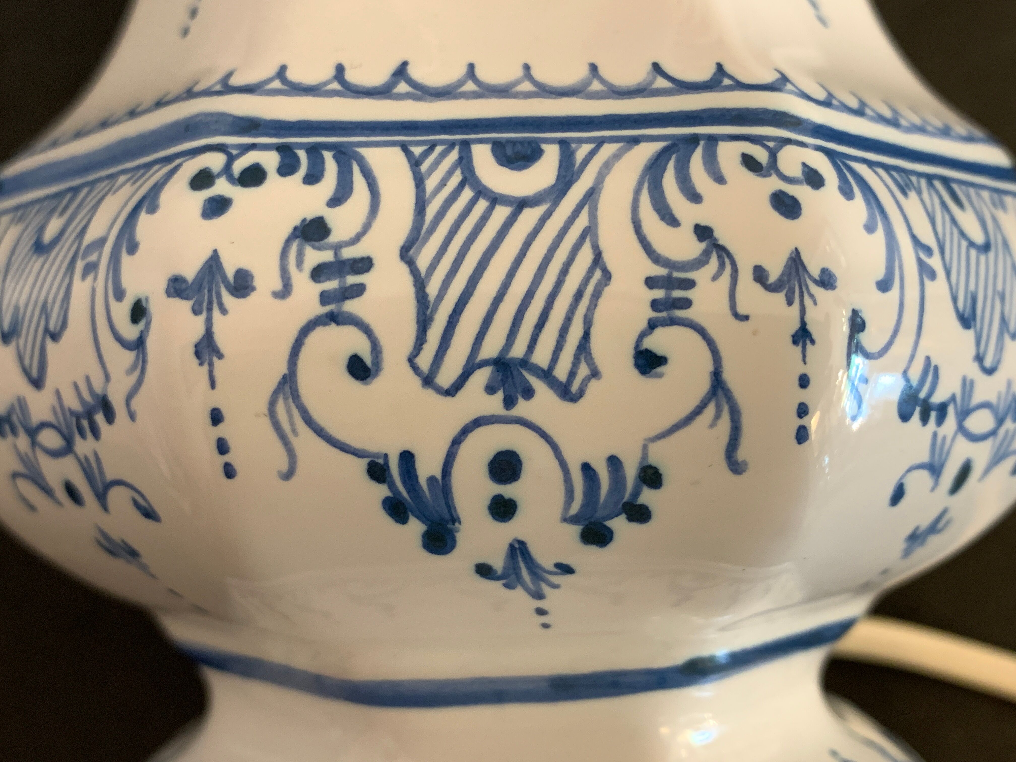 Earthenware lamp Lallier de Moustiers