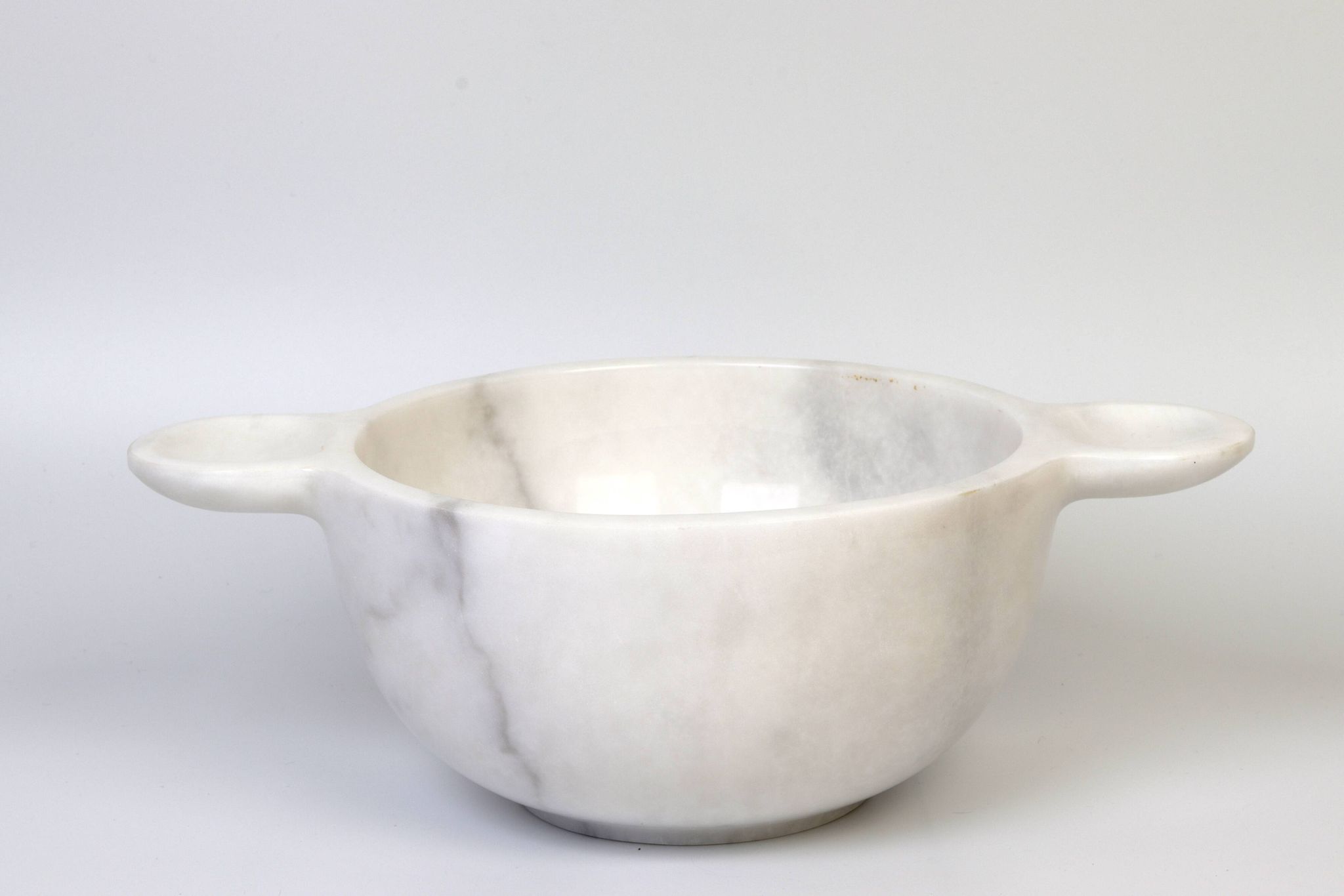 Gabriella – White Natural Marble Bowl with handles  | L 32cm W 20cm H 10cm