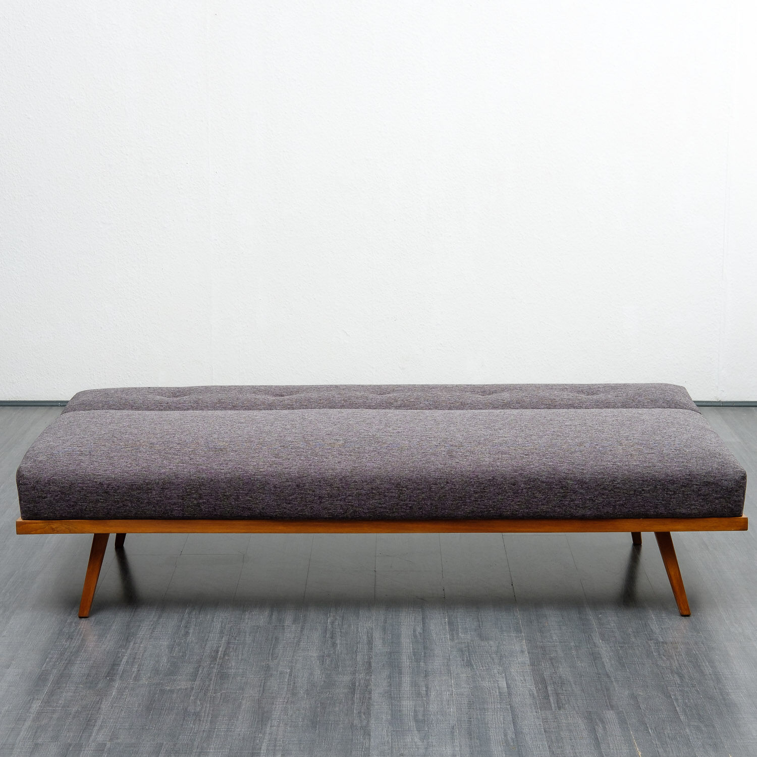 Couch / daybed years 50, brand new