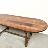 Grande table ancienne ovale en chêne massif – Circa 1900