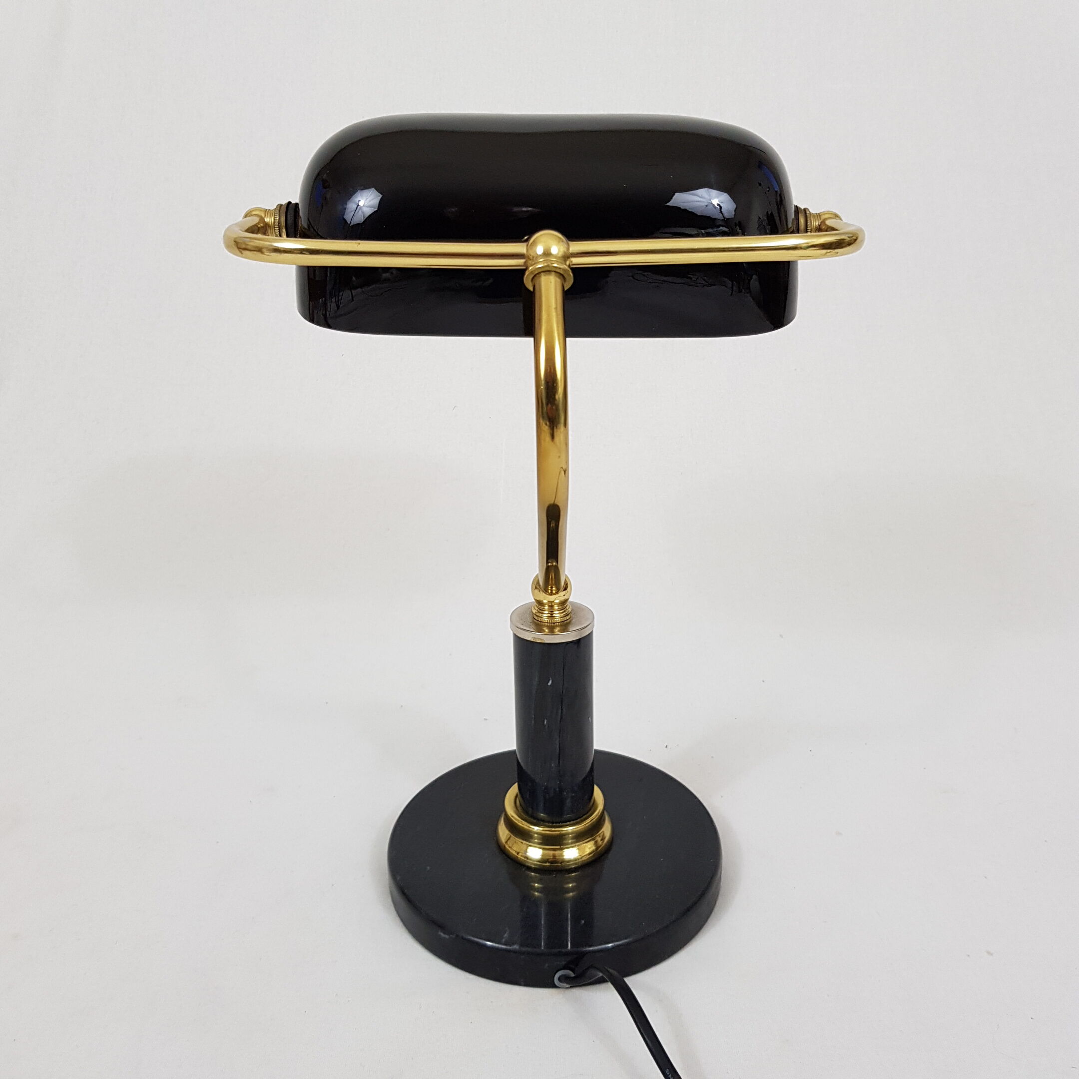 Desk lamp with base stone and black opaline