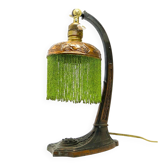 Lampe de table Art Nouveau avec motifs floraux, Autriche-Hongrie, années 1900.