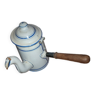 Enamelled sheet metal chocolate pot