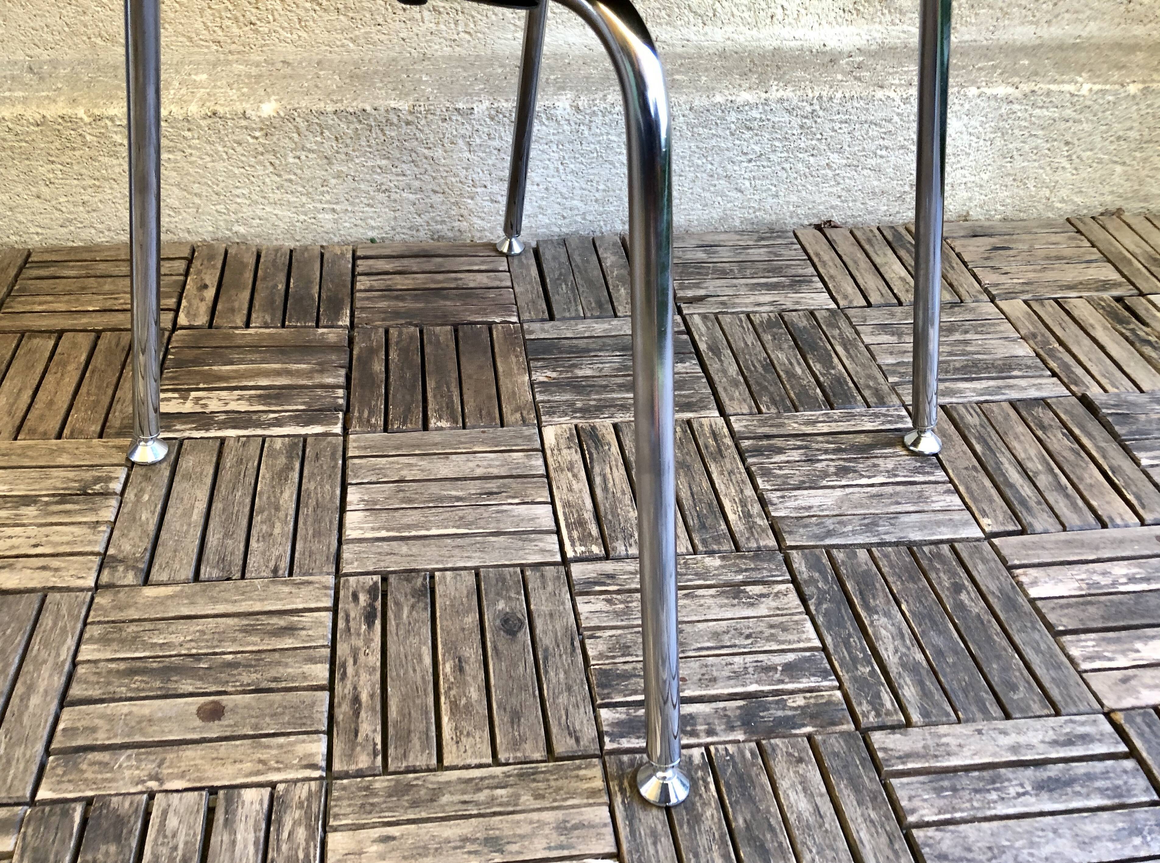 Chair model "deauville" design Marc Simon, edited by Airborne