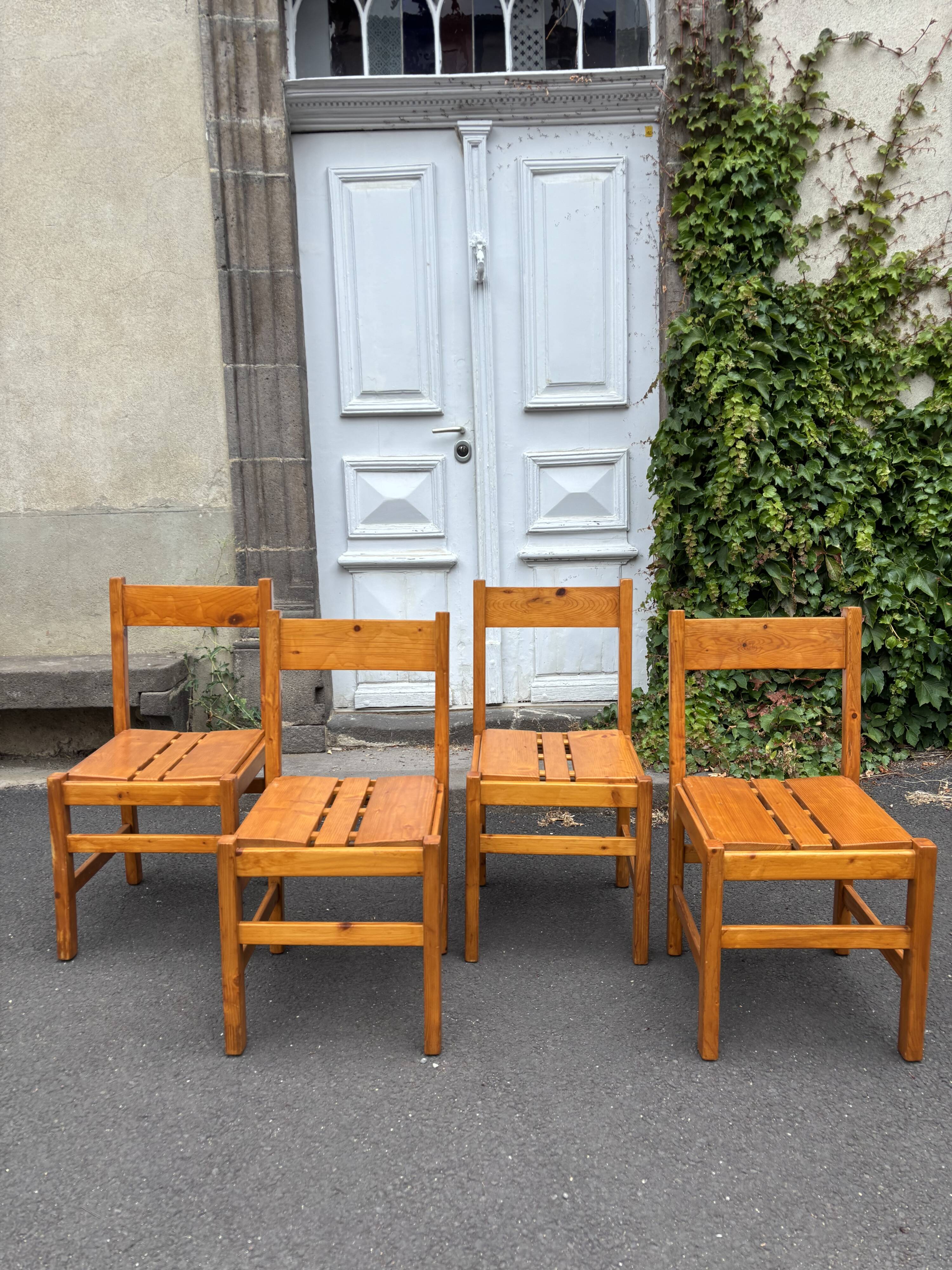 Série de 4 chaises Les Arcs 1960