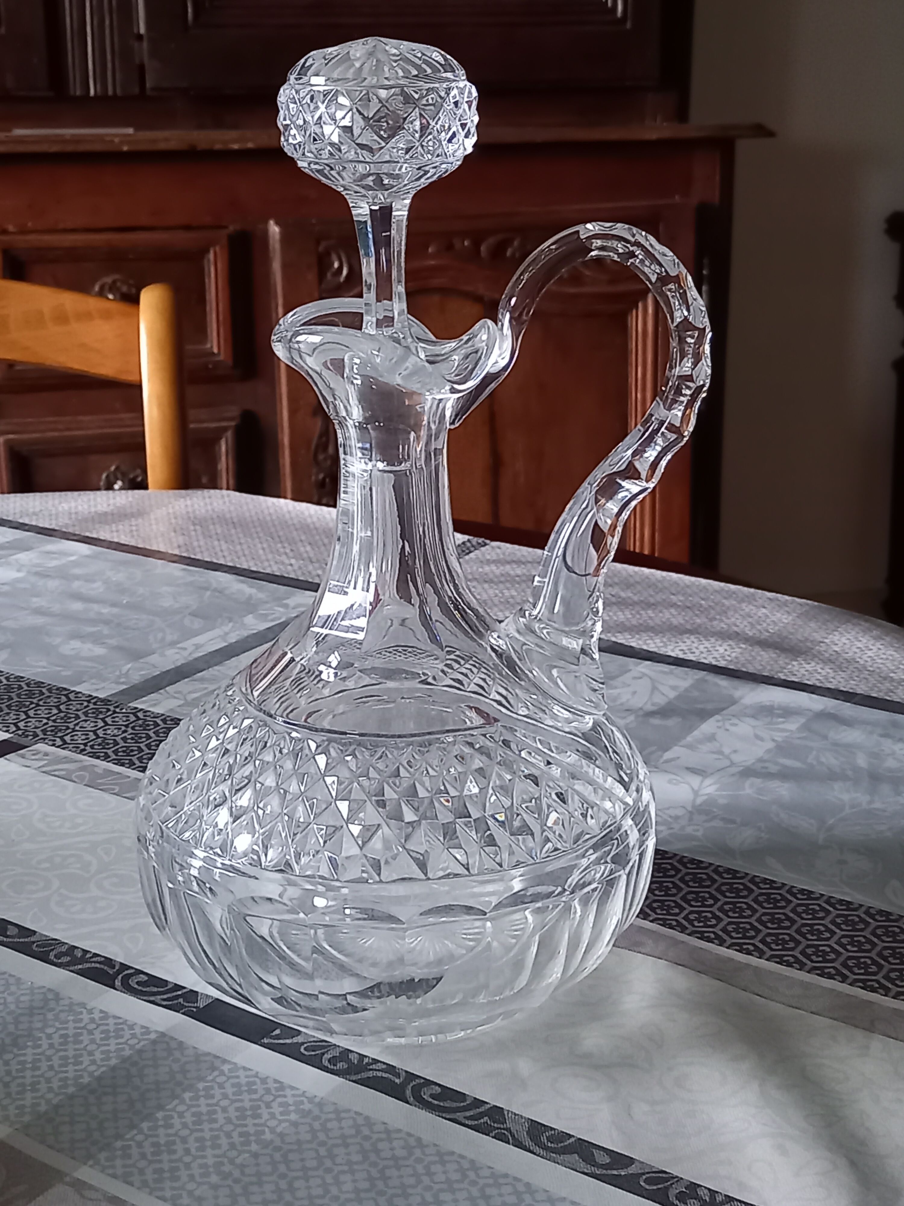 Carafe à décanter en cristal de baccarat