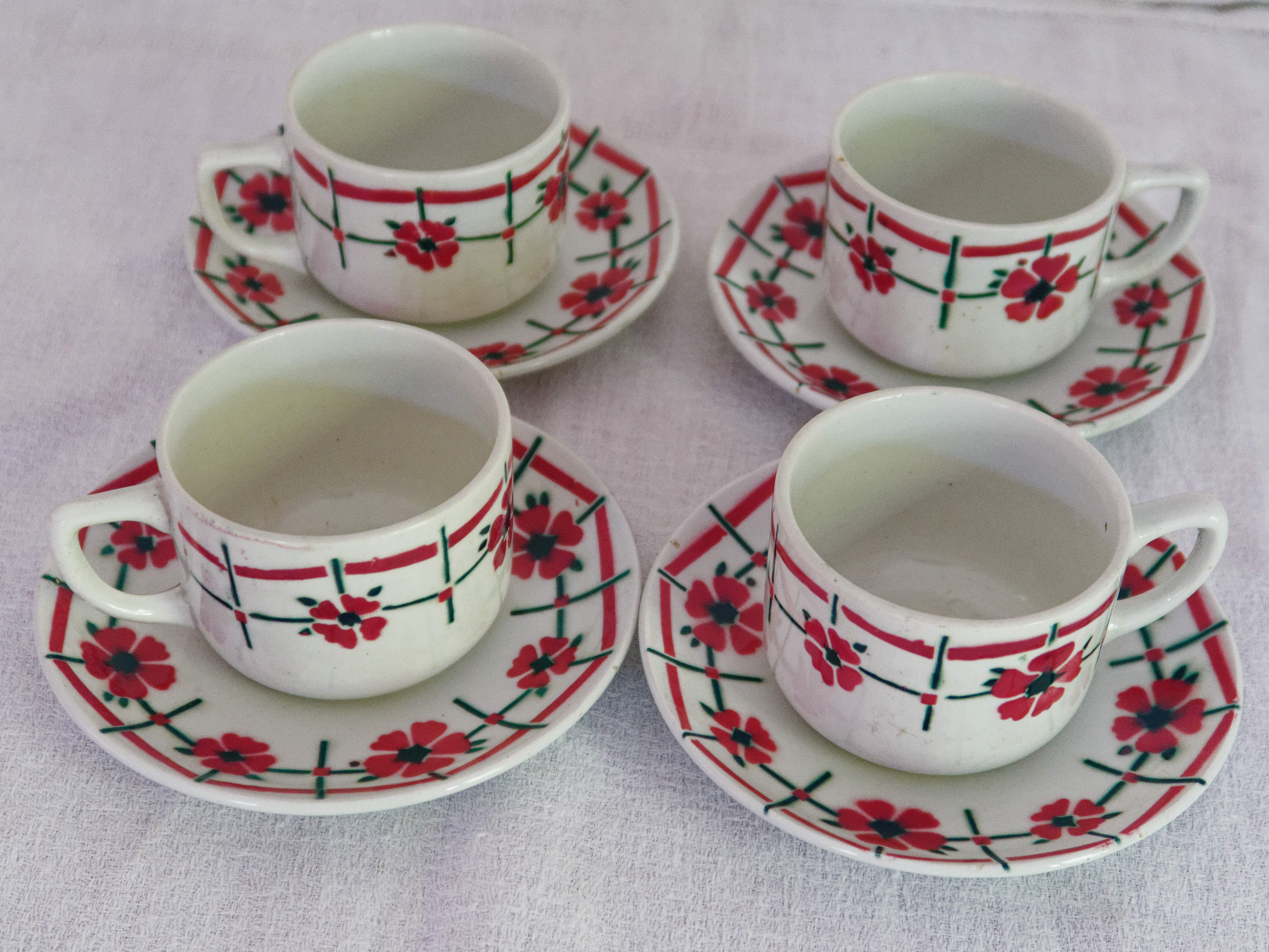 Lot 4 old cups St Amand Céranord
