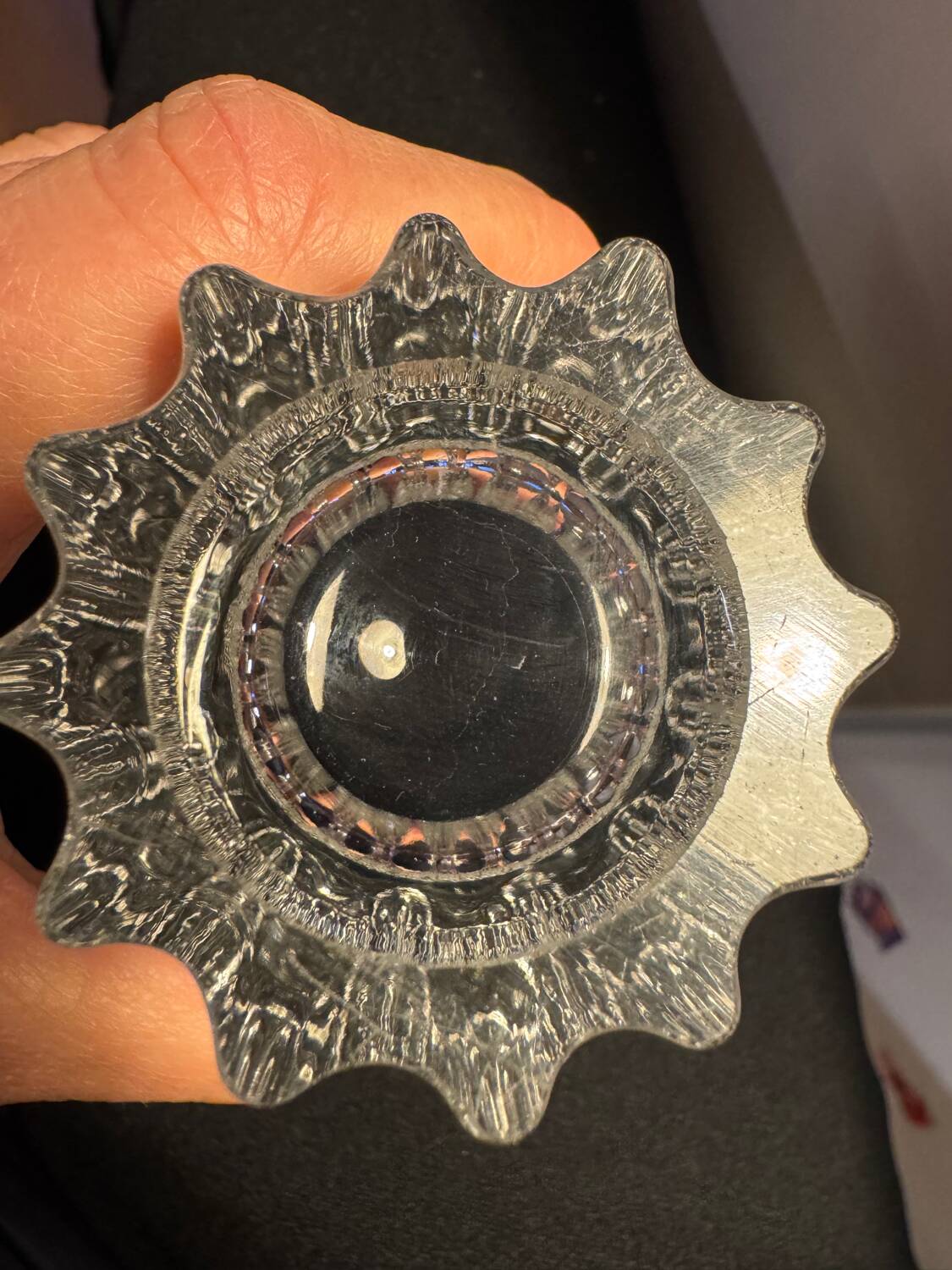 Vase vintage transparent à bords ondulés années 50/60