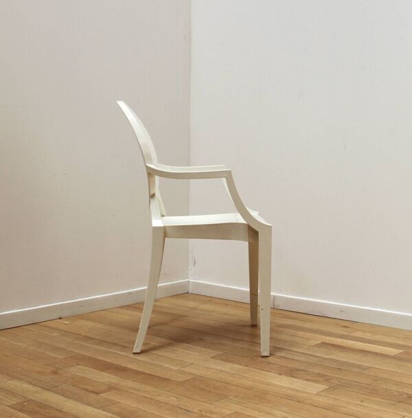 Chaise Louis Ghost, Philippe Starck