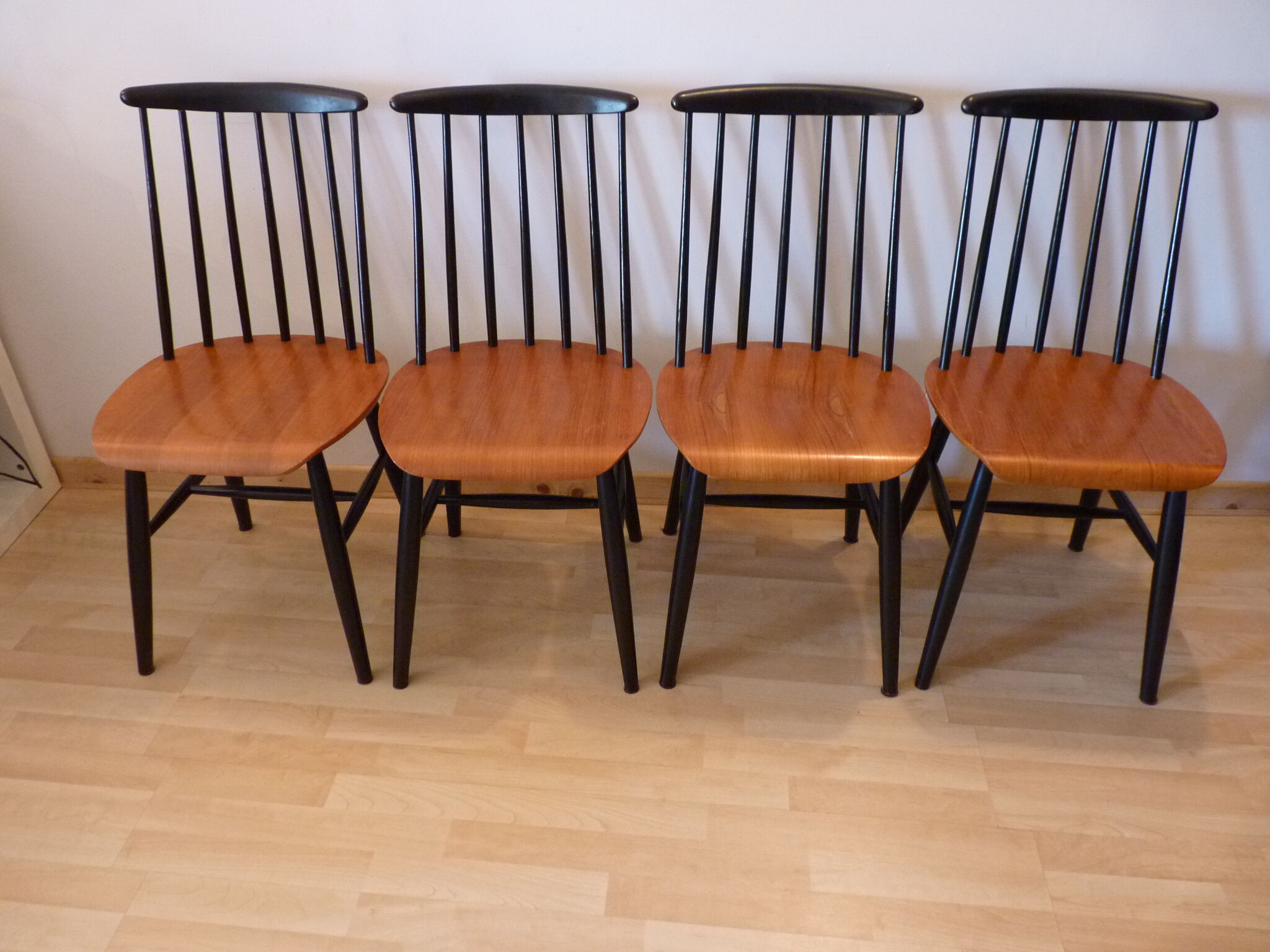 Lot of 4 chairs Fanett design Ilmari Tapiovaara
