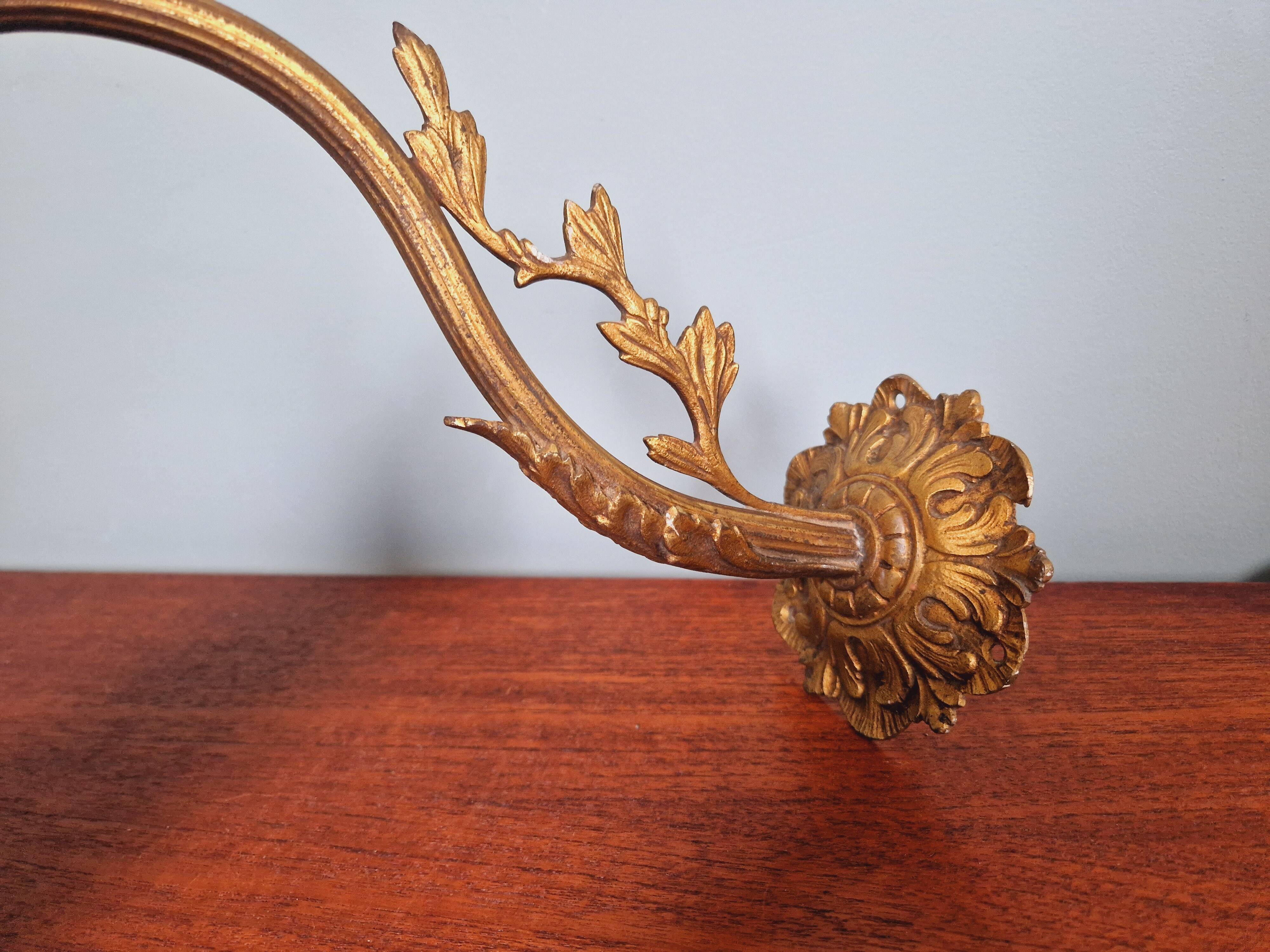 Wall light in gilded bronze and blue marmoreal glass, early 20th century