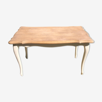 Table basse en bois massif