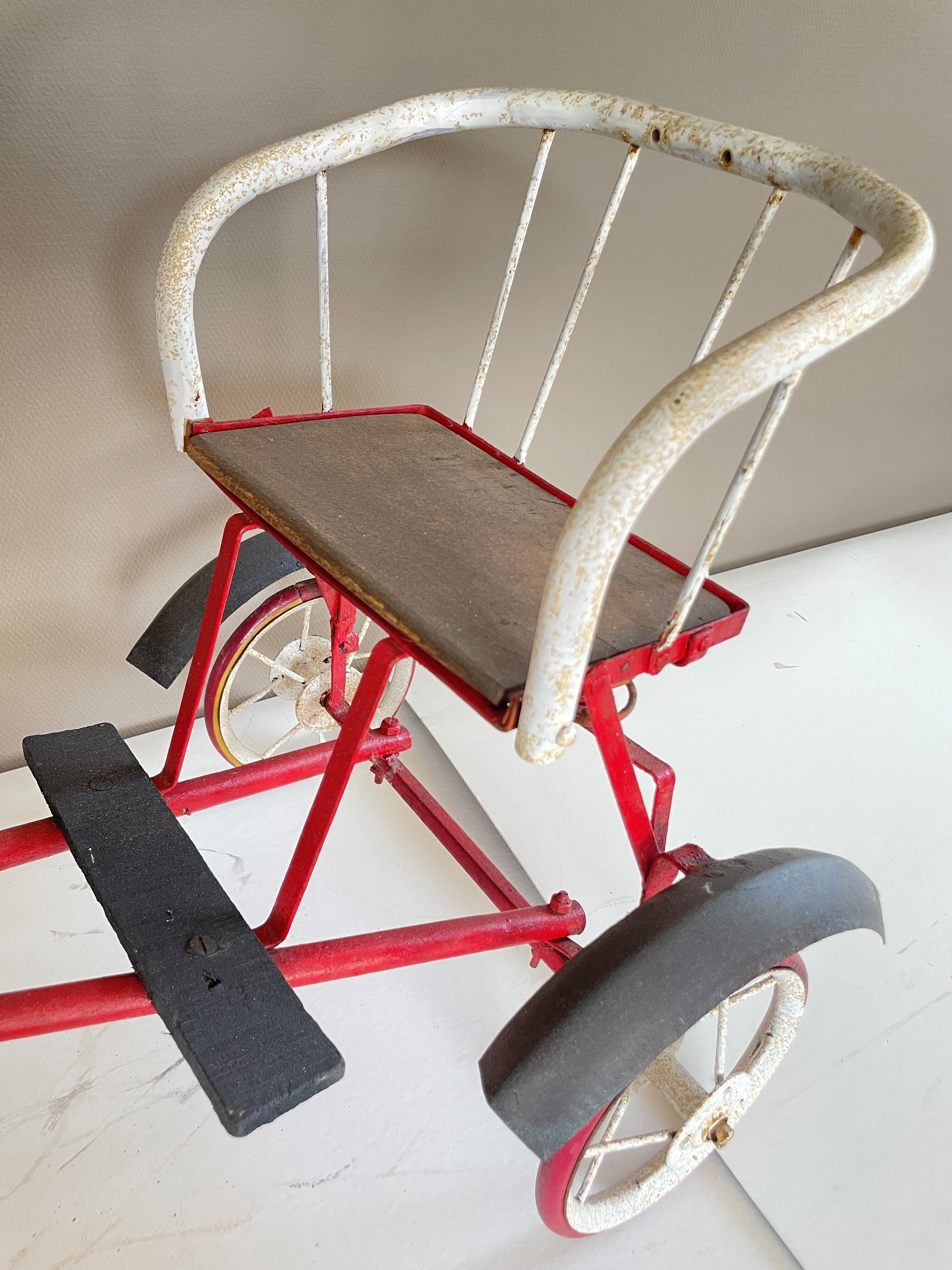 Old two-seater tricycle