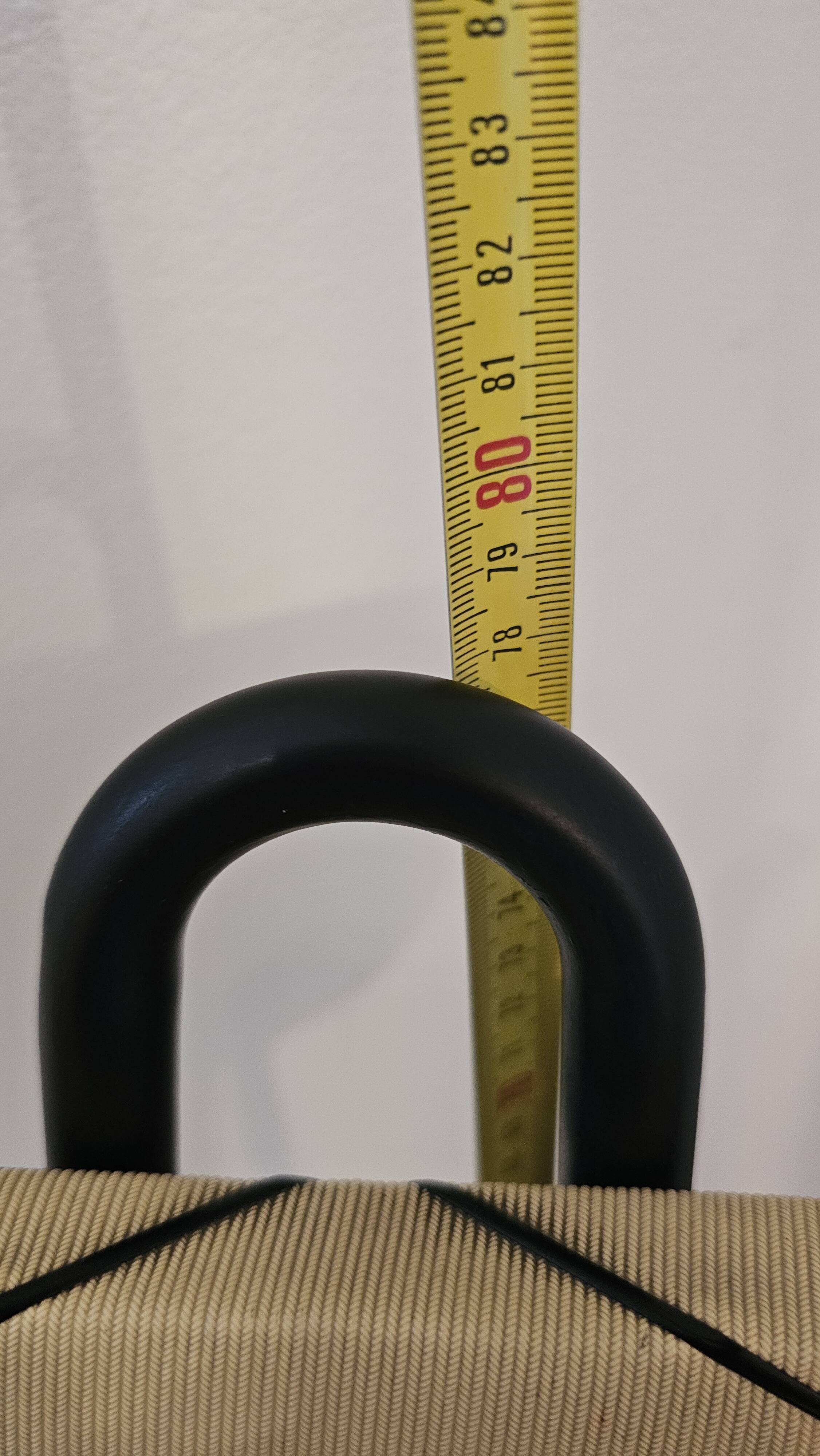 Renovated metal chairs – graphic lines & semi-circular backrest