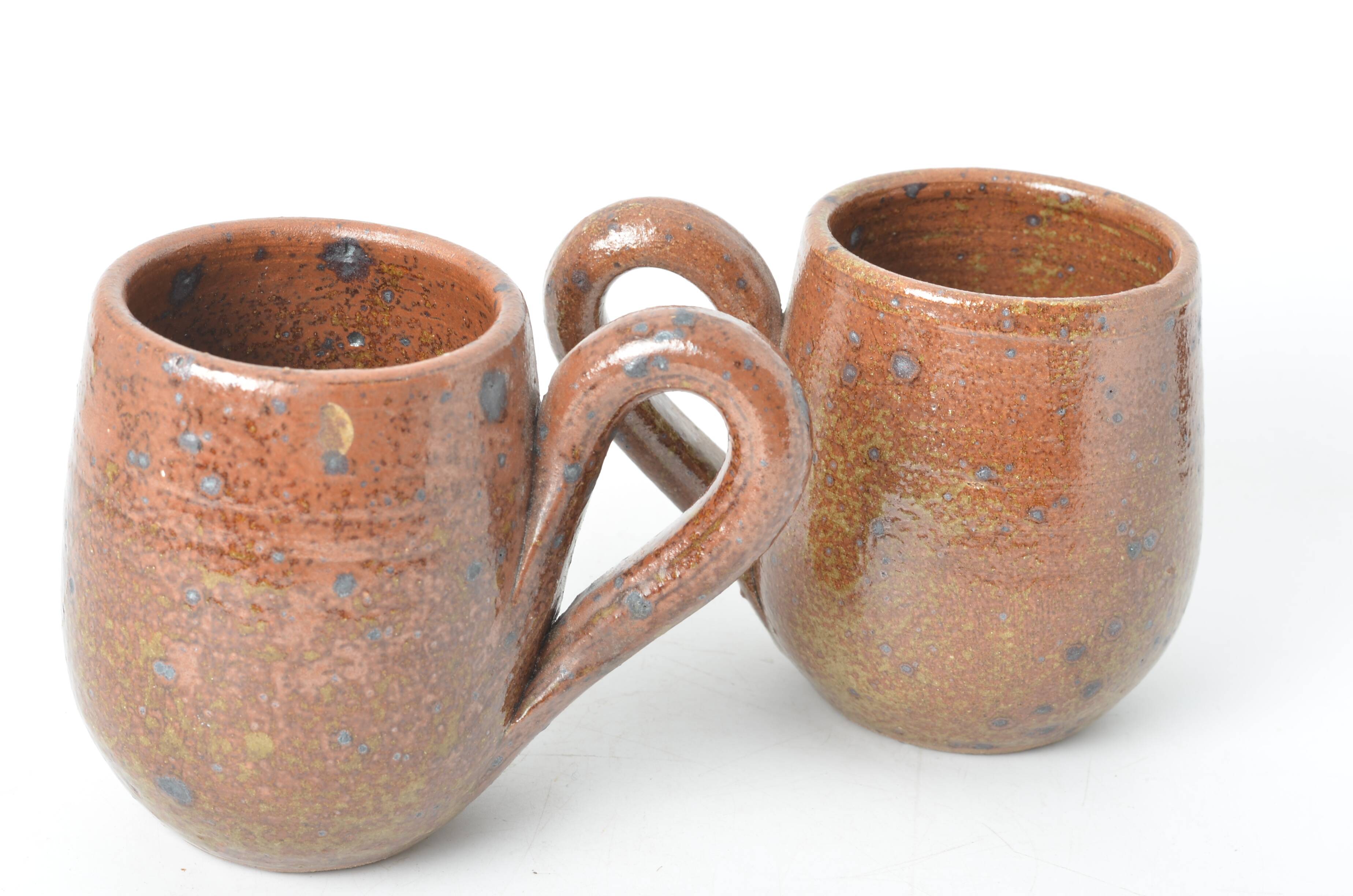 Pair of stoneware mugs – Vintage handmade ceramics – Speckled brown tones