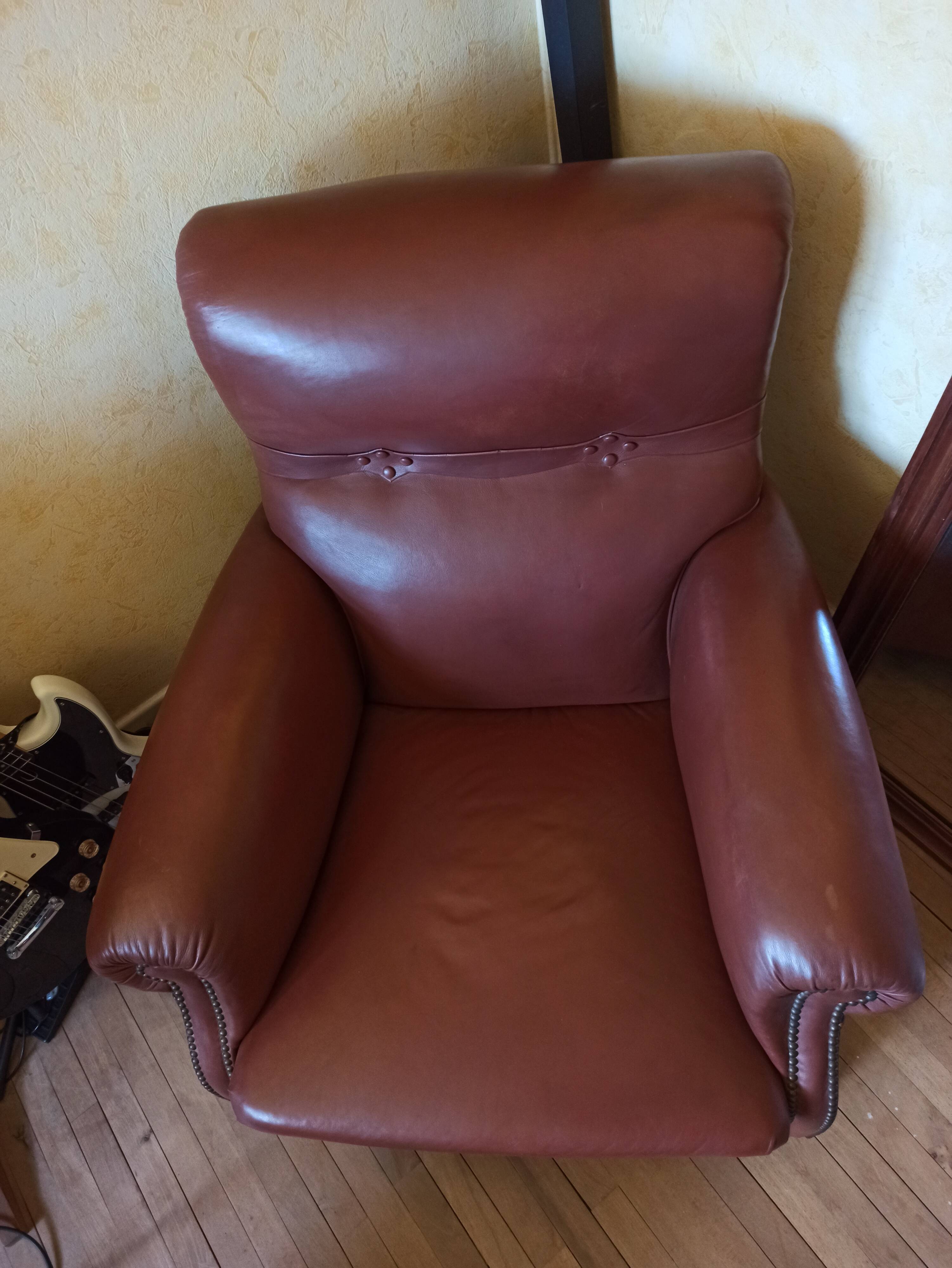 Vintage club armchair