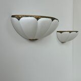 Vintage shell wall light, matte white plaster and gold, France, 1970.