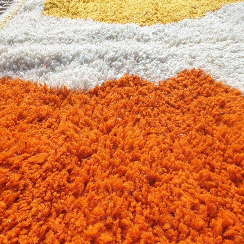 Unique Moroccan rug in natural wool 3x2 m