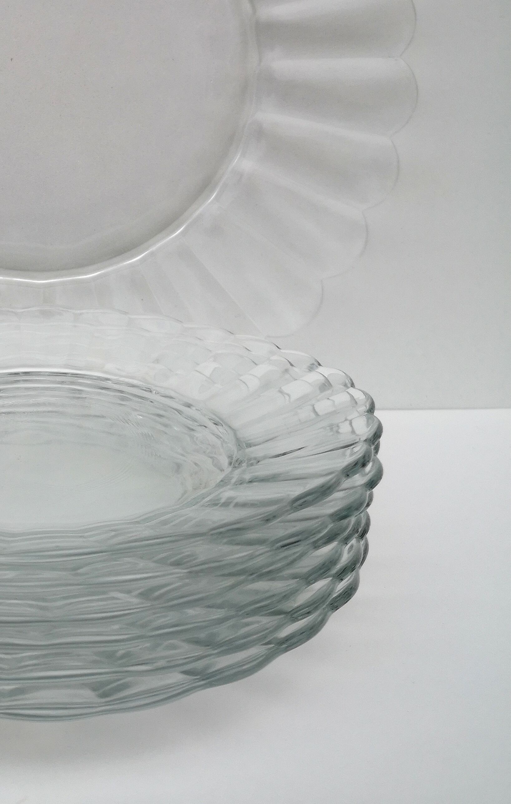 Dessert plates and dish