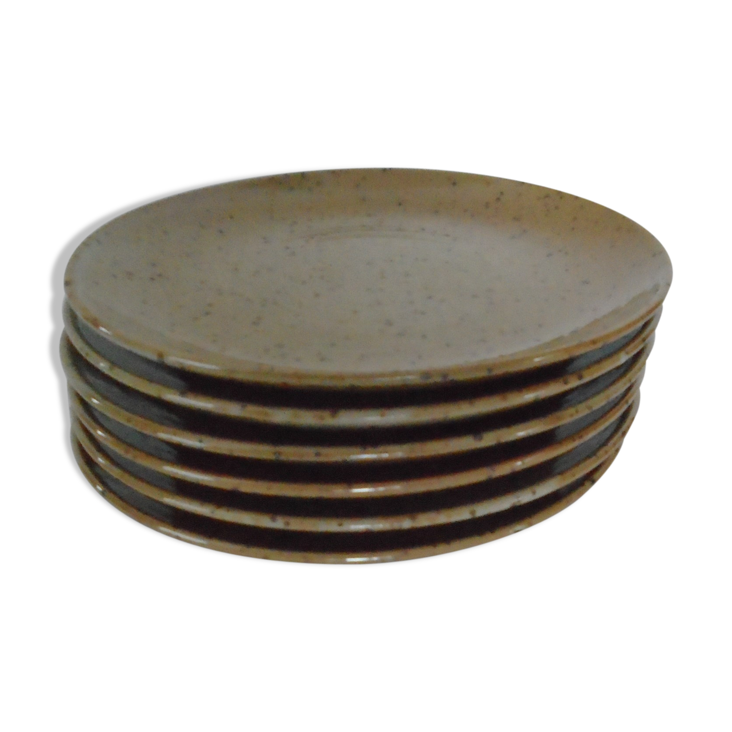 6 plates of sandstone desserts from the CNP France