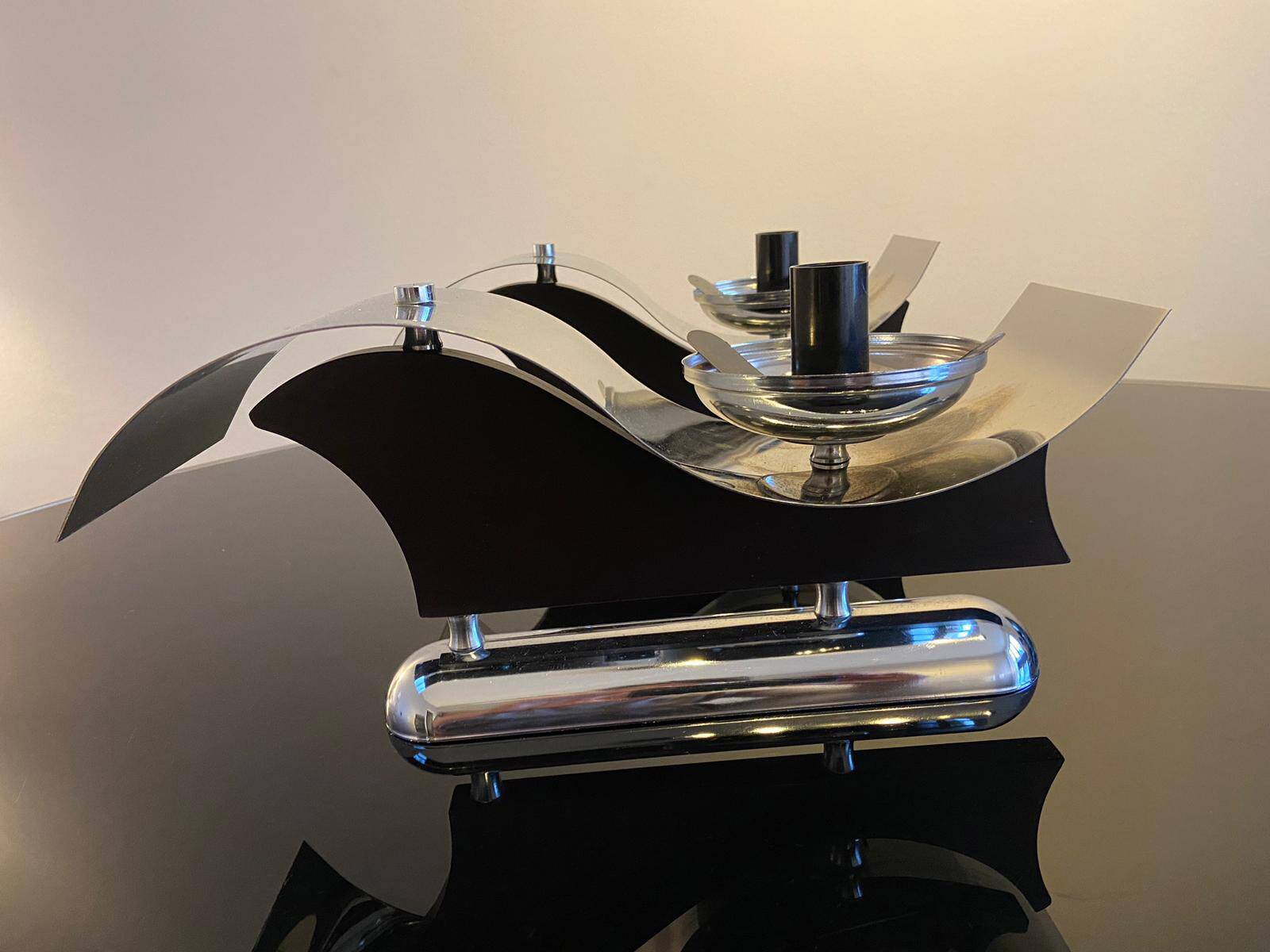 Coppia di sconces metallo e vetro soffiato, Italia anni 70, in ottime condizioni di conservazioni