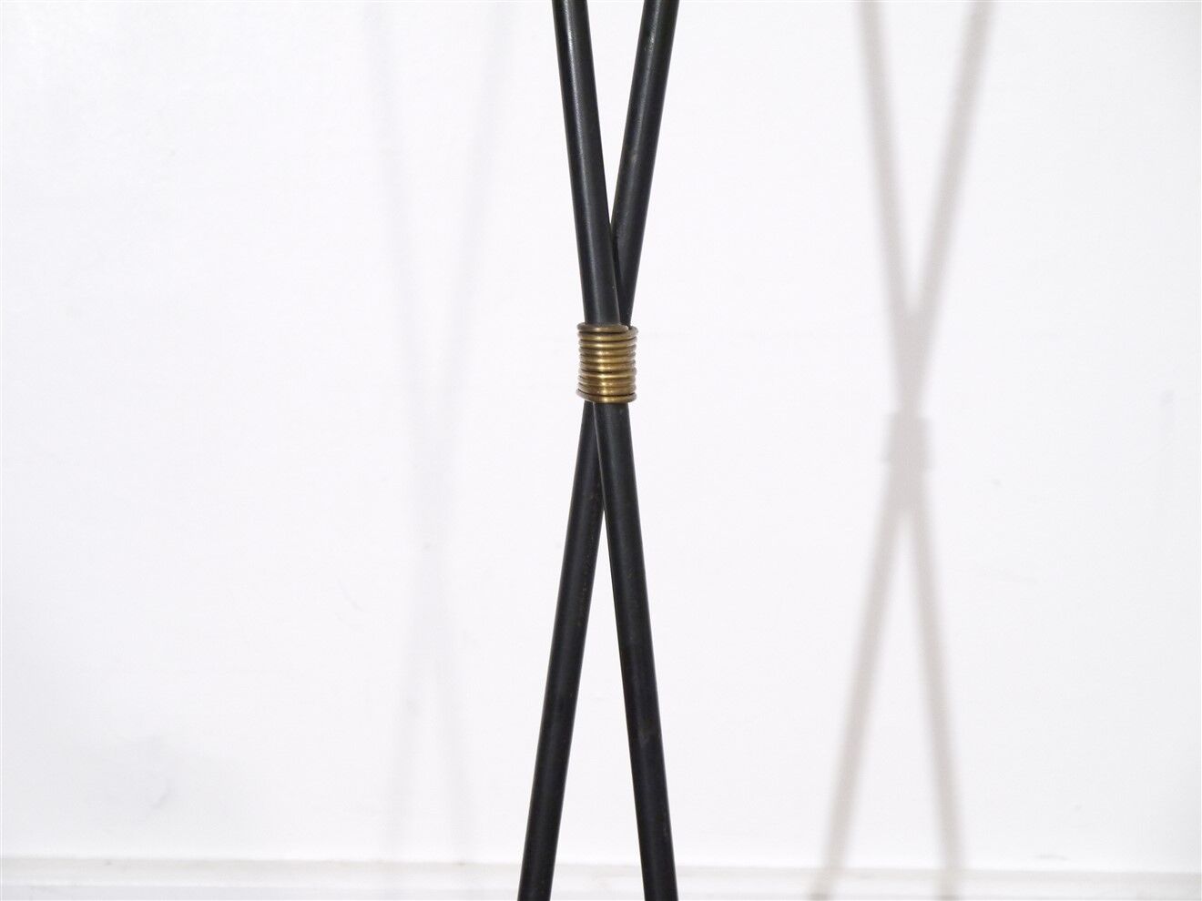 Vintage floor lamp in metal and brass and glass 1950