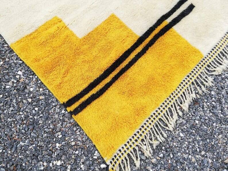 Handmade Beni Mrirt rug, size 100 x 200 cm