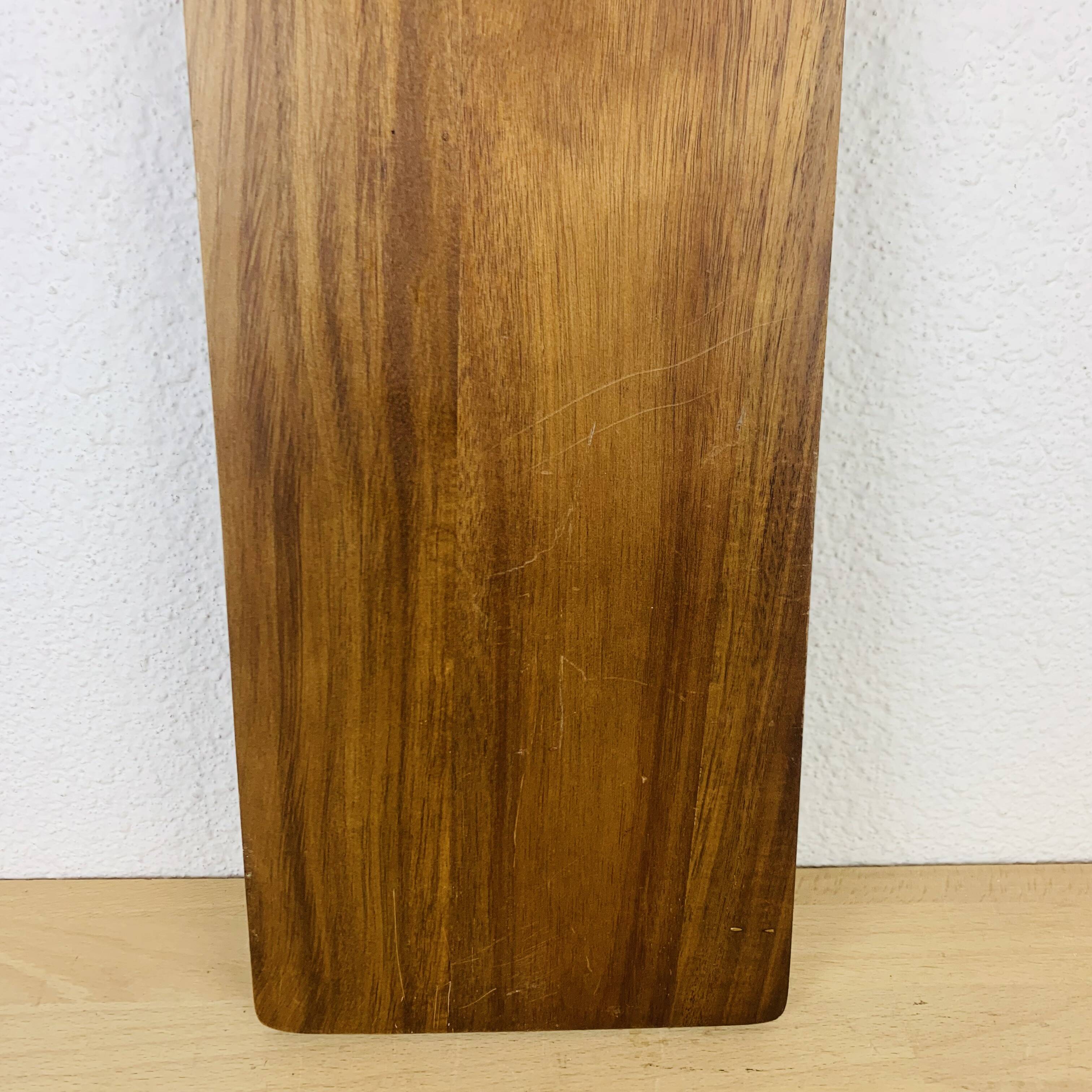 Olive wood cutting board