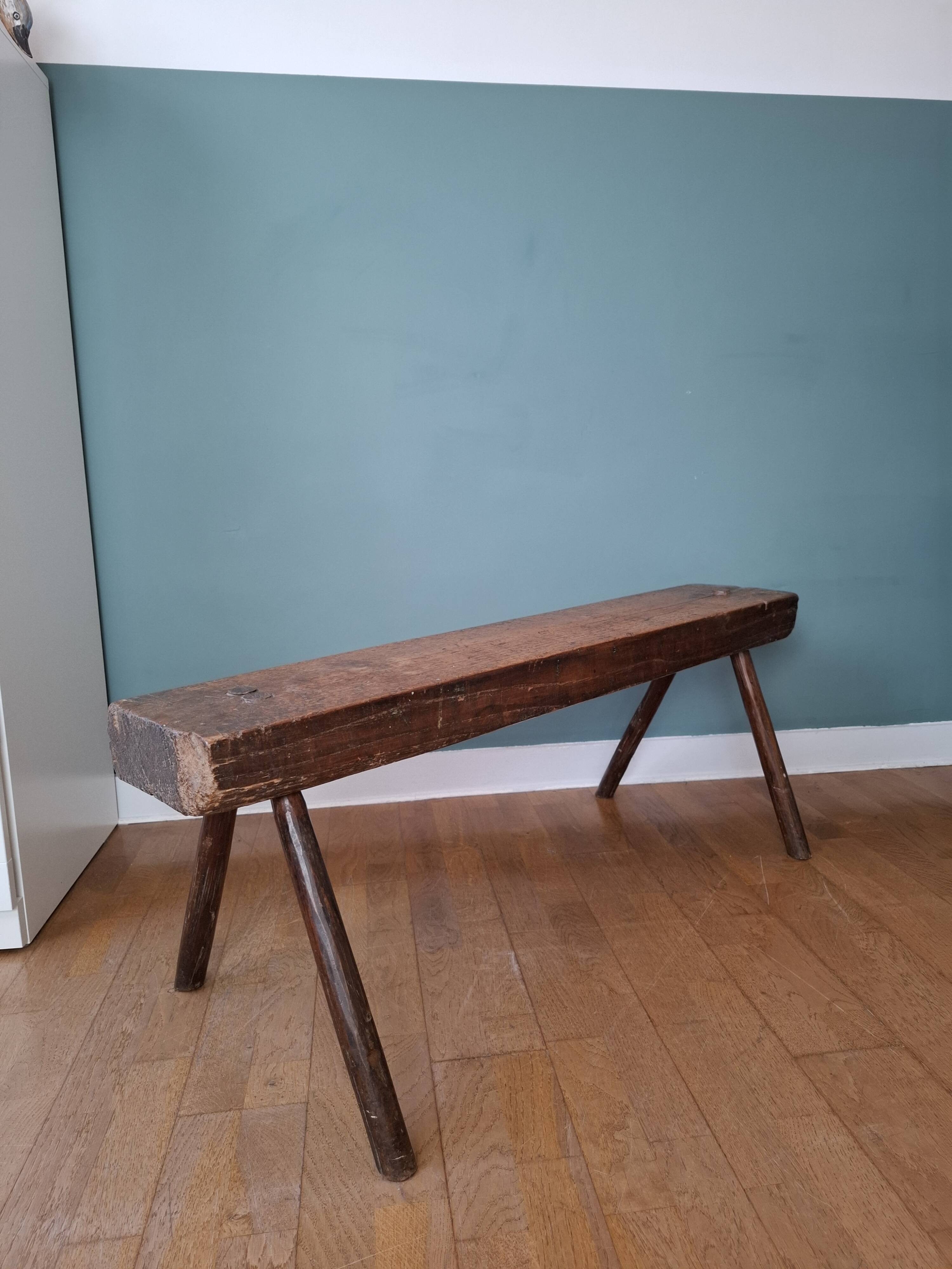 Banc brutaliste