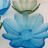 Lot of 4 glass cups in flower shape