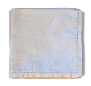 Nappe brodée et ses huit serviettes
