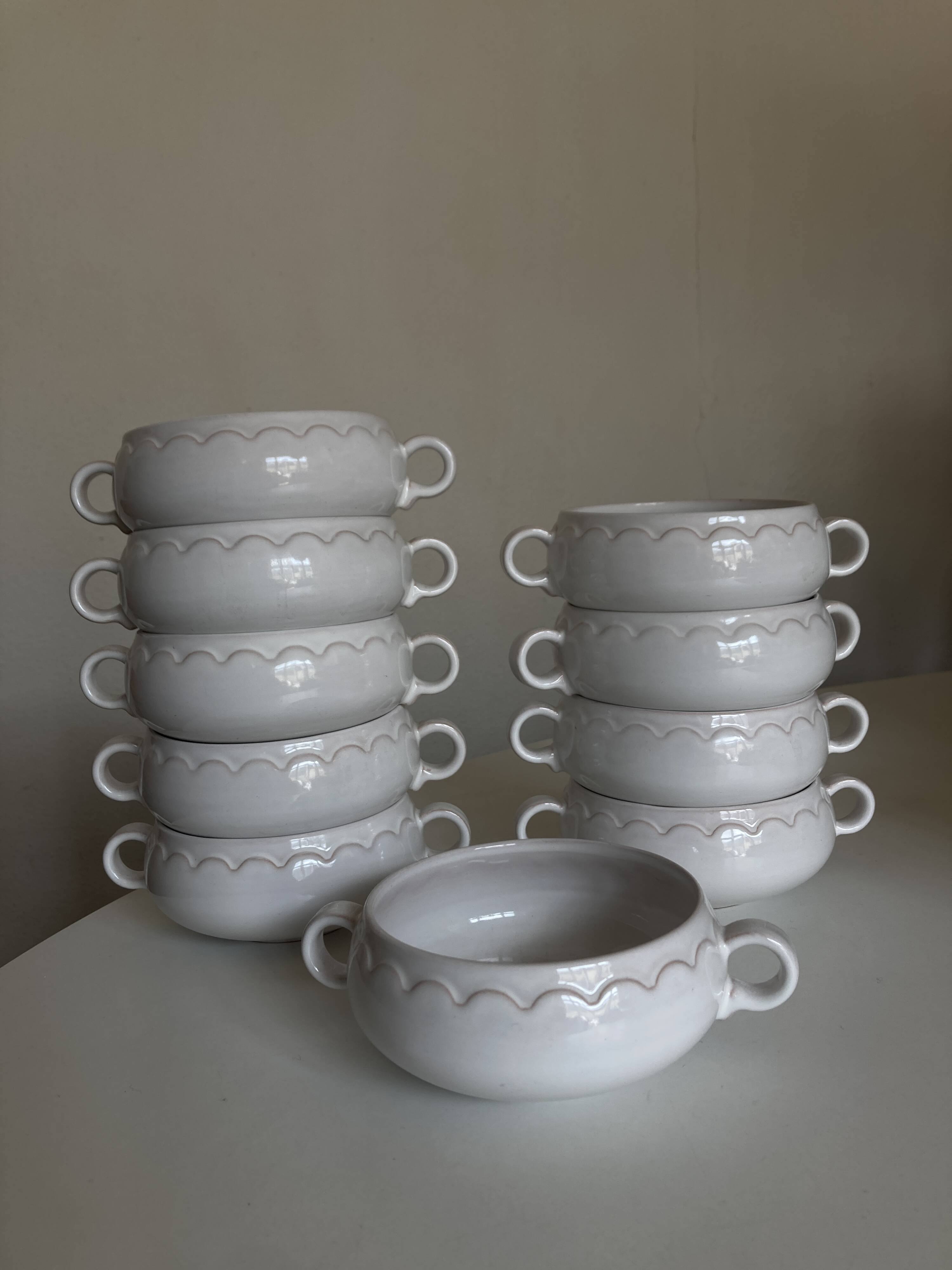 Set of 10 hollow Festons ear bowls by Pierre Motton for Gien 1970