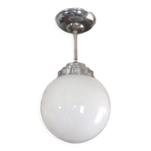 Suspension globe en opaline